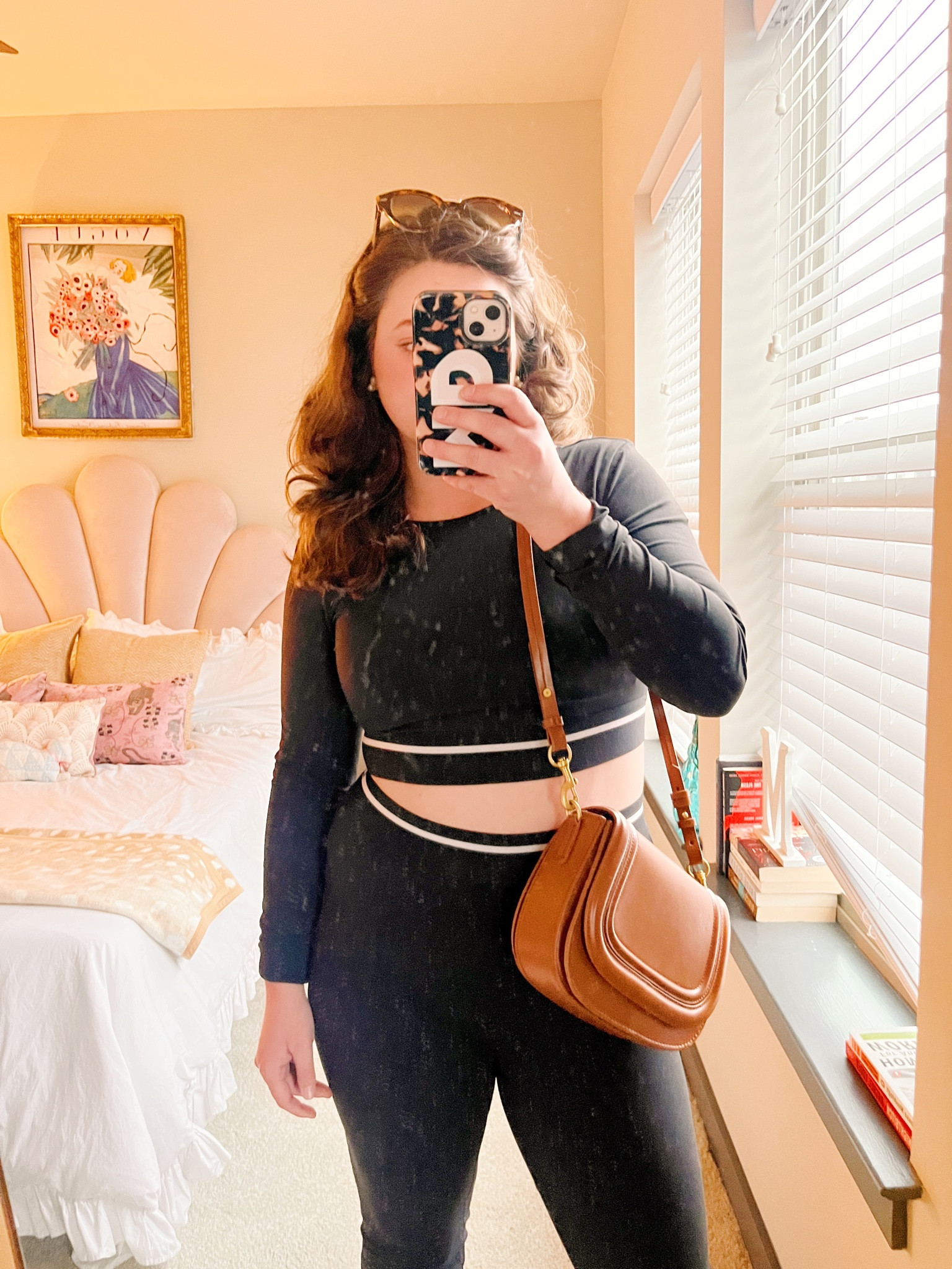 Preppy Meredith Blake vibes black and white athleisure travel set. Wearing a medium in both pieces 

#LTKfindsunder100 #LTKtravel