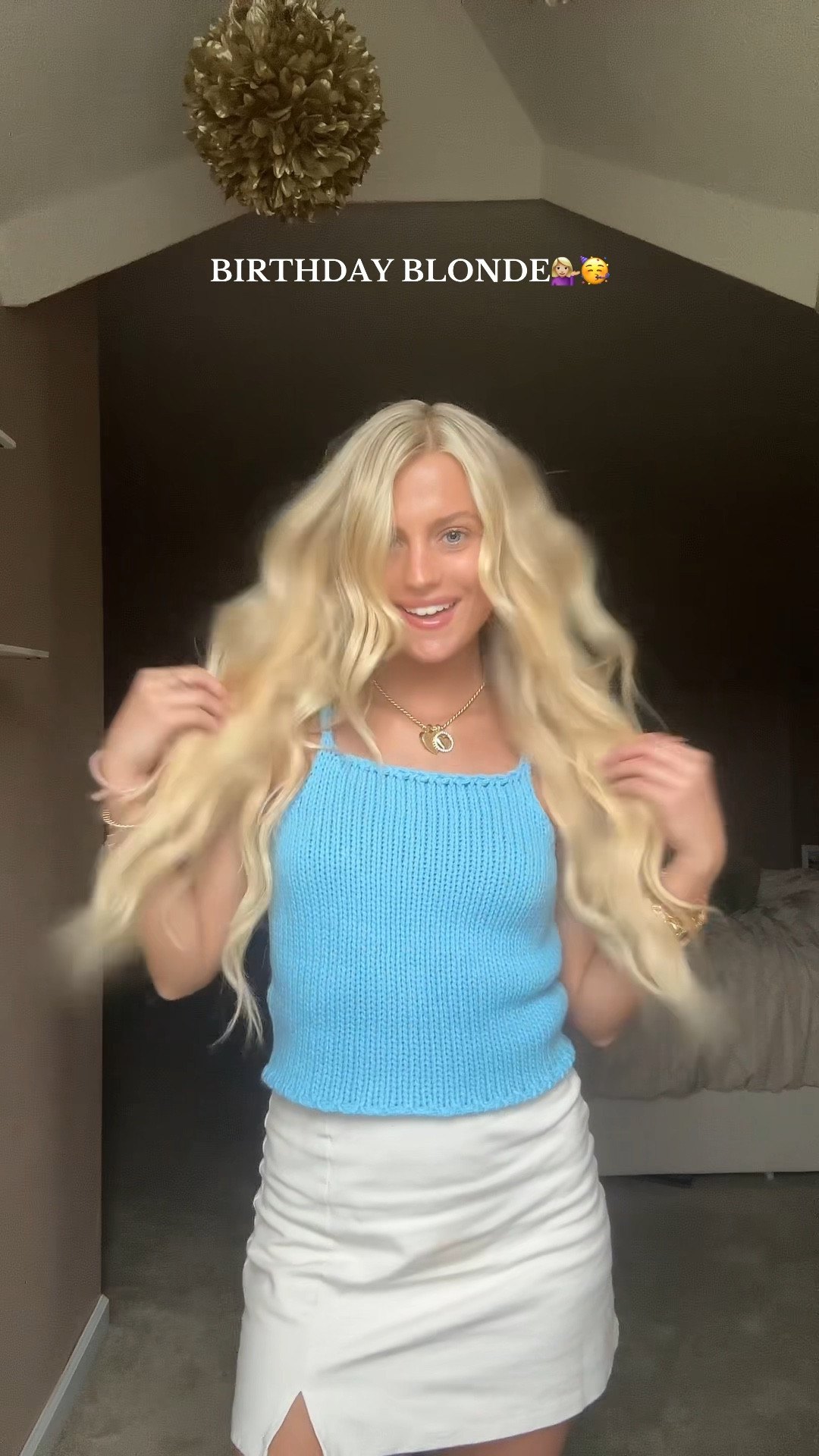 Blonde bombshell💛🩵

#LTKBeauty #LTKStyleTip