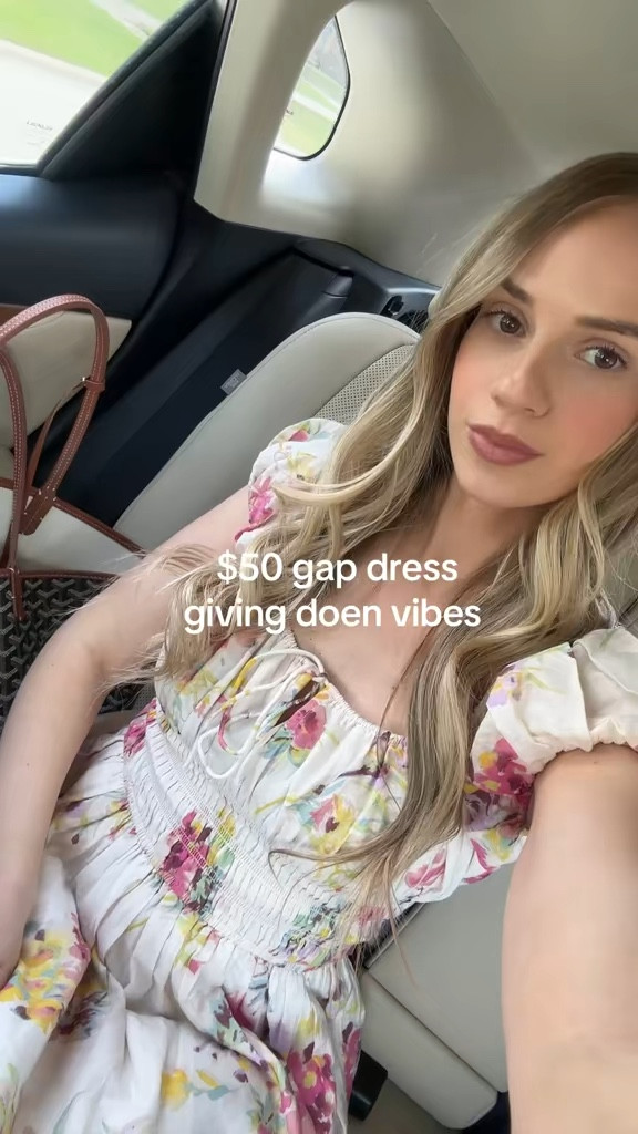 Gap dress for $50 would make for a cute Easter dress! 


Spring fashion spring dresses 
floral dresses 