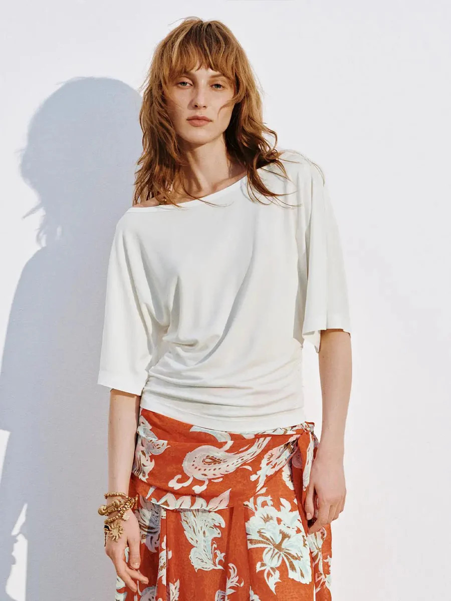 Beaded Halter Strap Boat Neck Ruched T-Shirts | Urban Revivo
