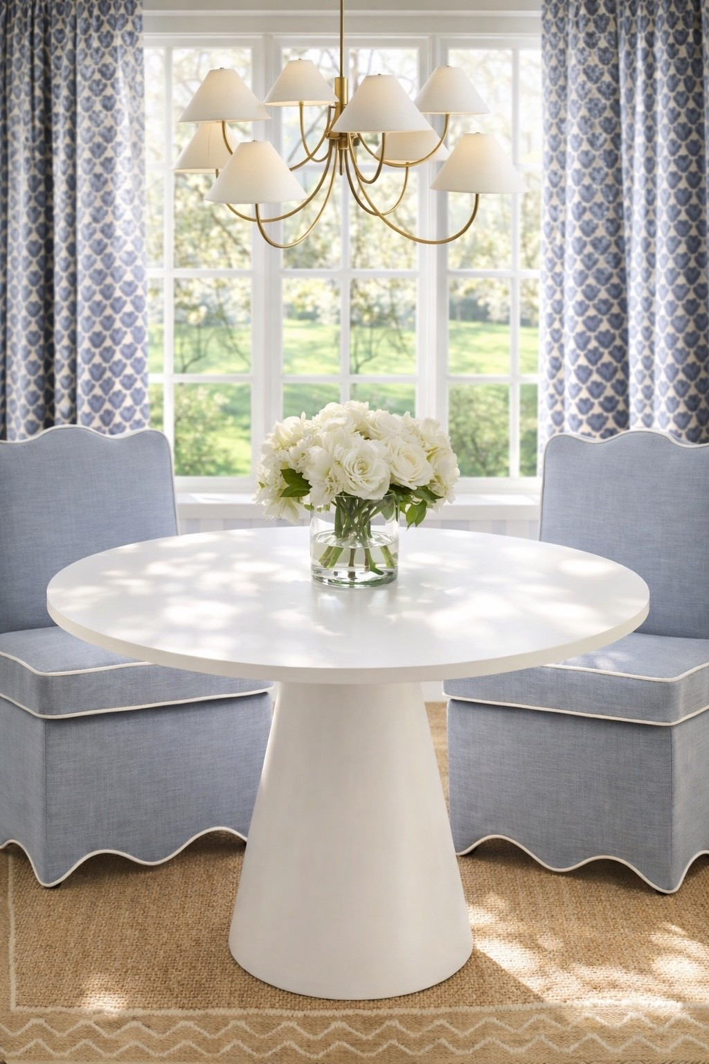 The cutest scalloped dining chairs for a cozy breakfast nook 

