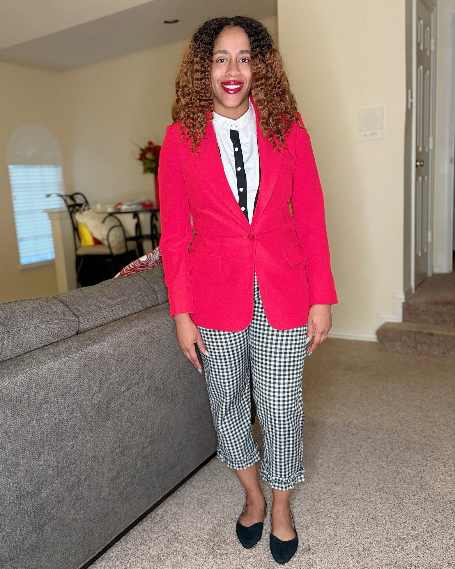 Black and white with a pop of red!

#LTKFindsUnder100 #LTKWorkwear #LTKFindsUnder50