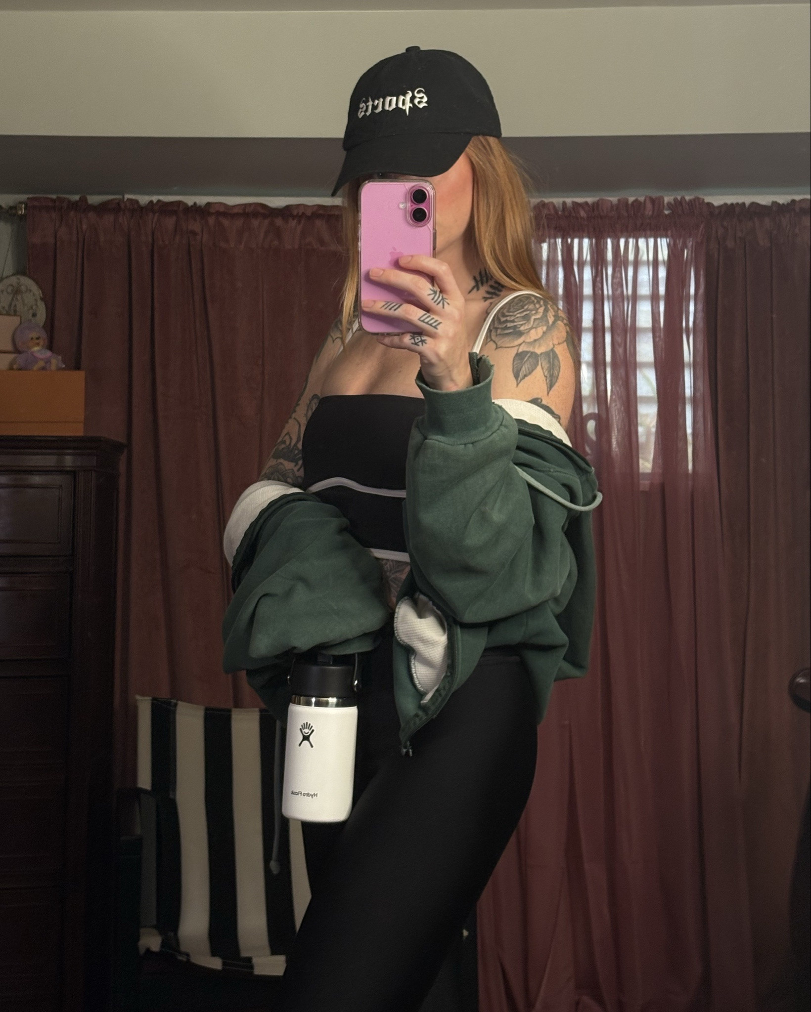 What I would wear to the gym if I went to the #gym 🤸‍♀️🫶 you can follow the next drop of sports hats and socks by following @originalsportscap on Instagram! 
#fitness #alo 

#LTKfamily #LTKstyletip #LTKfitness