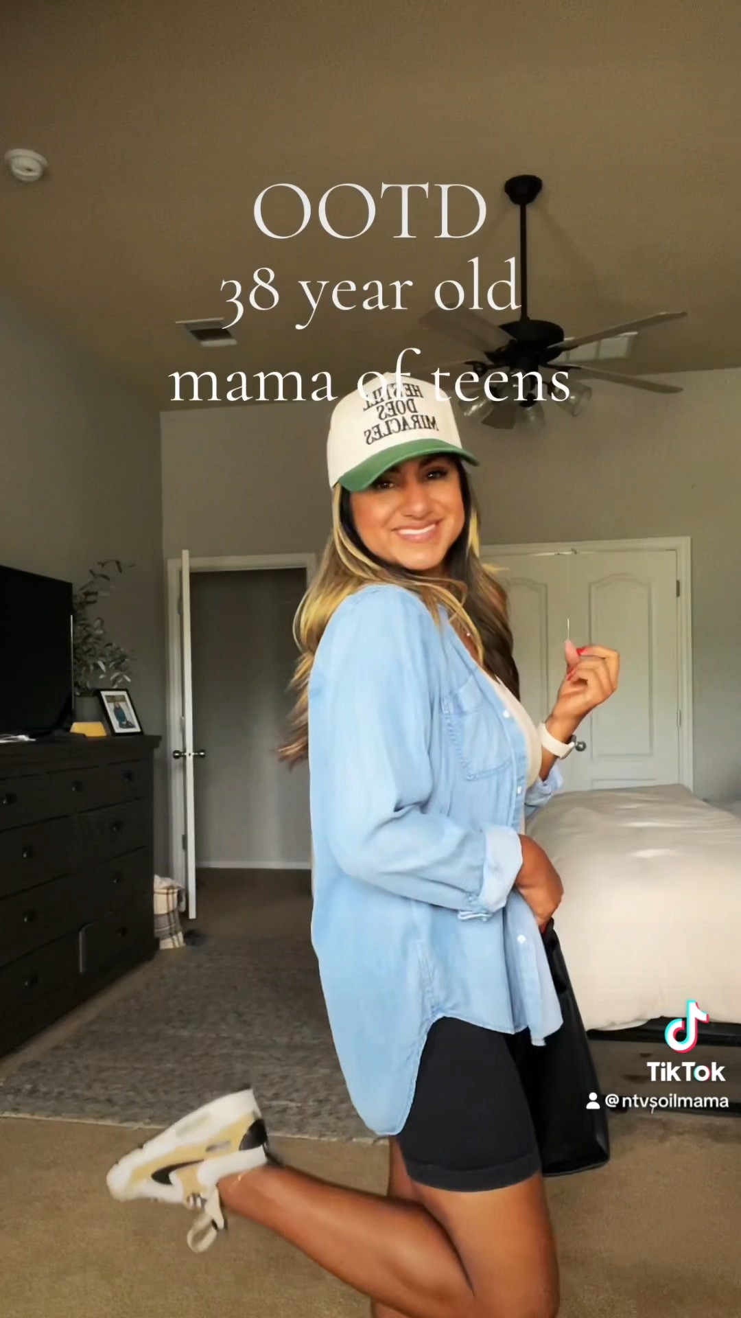 OOTD Momfit for a rainy day! #momfit 

#LTKBacktoSchool #LTKFamily #LTKStyleTip