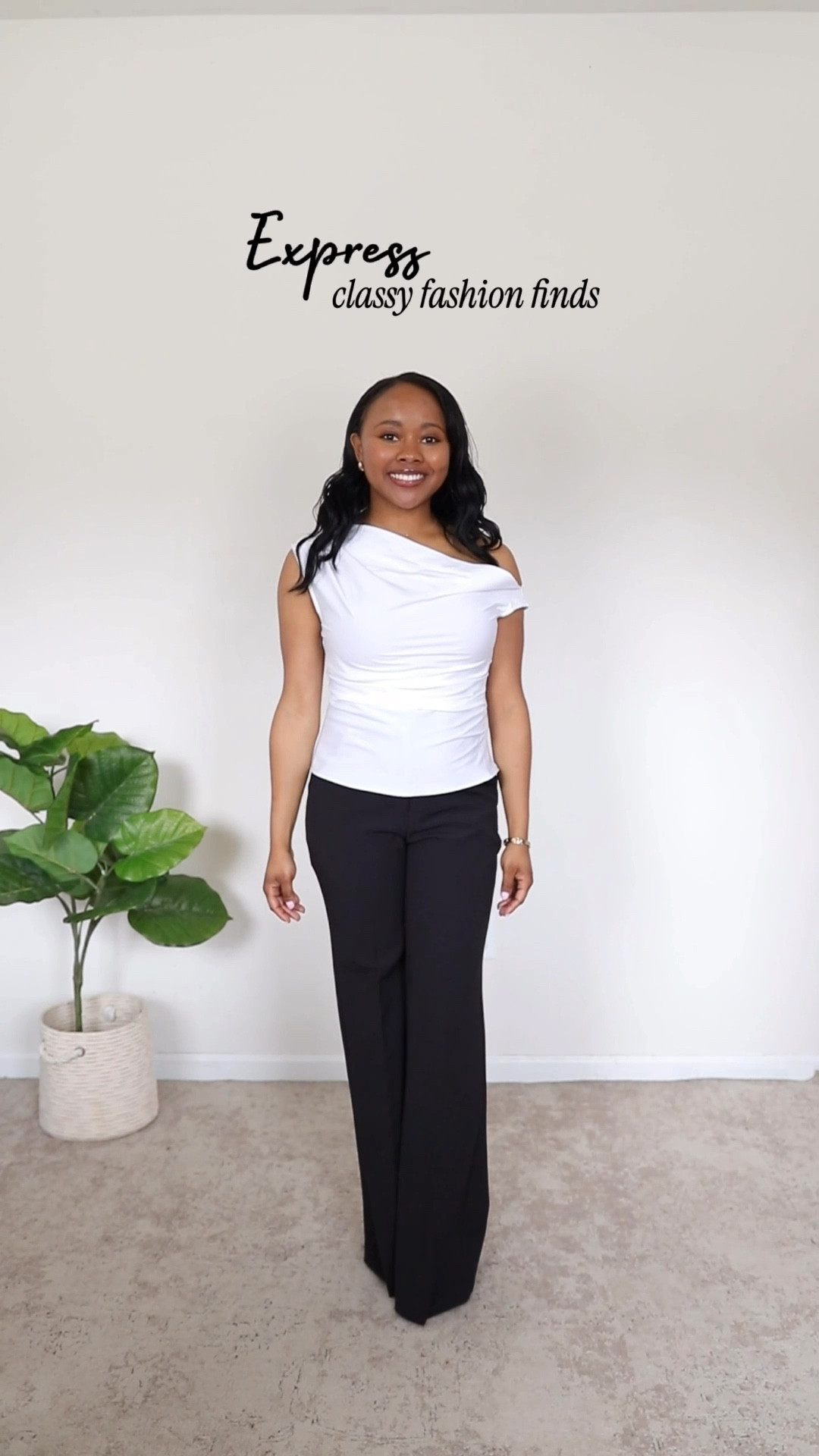 for reference I’m 4'10" wearing a short length size 0 in both trousers! And a size XS in the white top 

#LTKPetite #LTKWorkwear