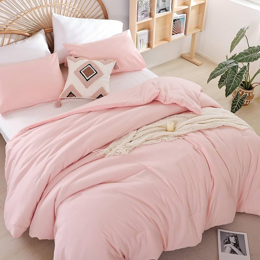weigelia Super-Soft Micorfiber Comforter Set - Queen Size Blush Pink Lightweight Warmth Comforter... | Amazon (US)