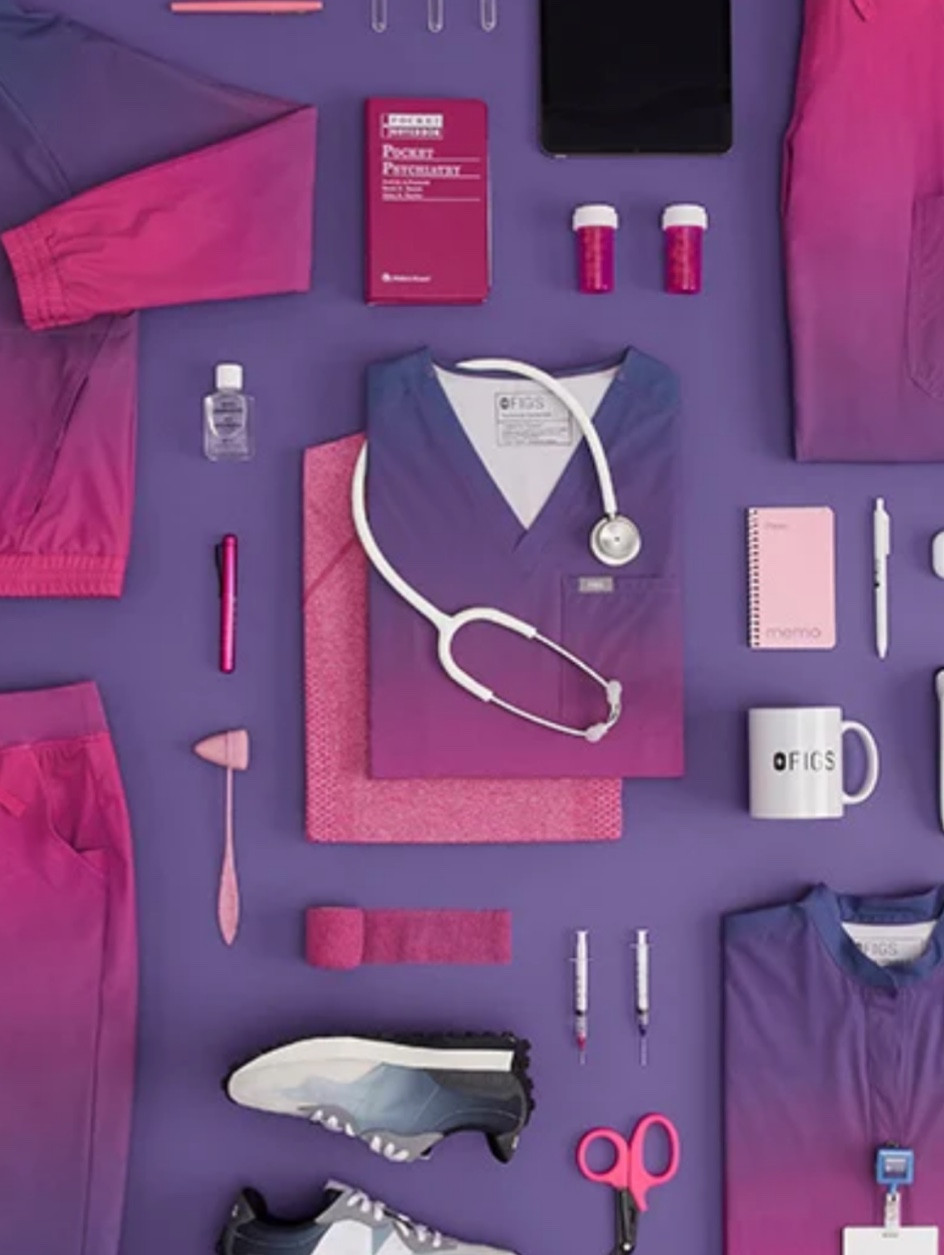 FIGS scrubs 
ombré sunset 
Nurse 
Health care 
Nurse practitioner 
Scrubs 
Purple 

#LTKworkwear #LTKunder50