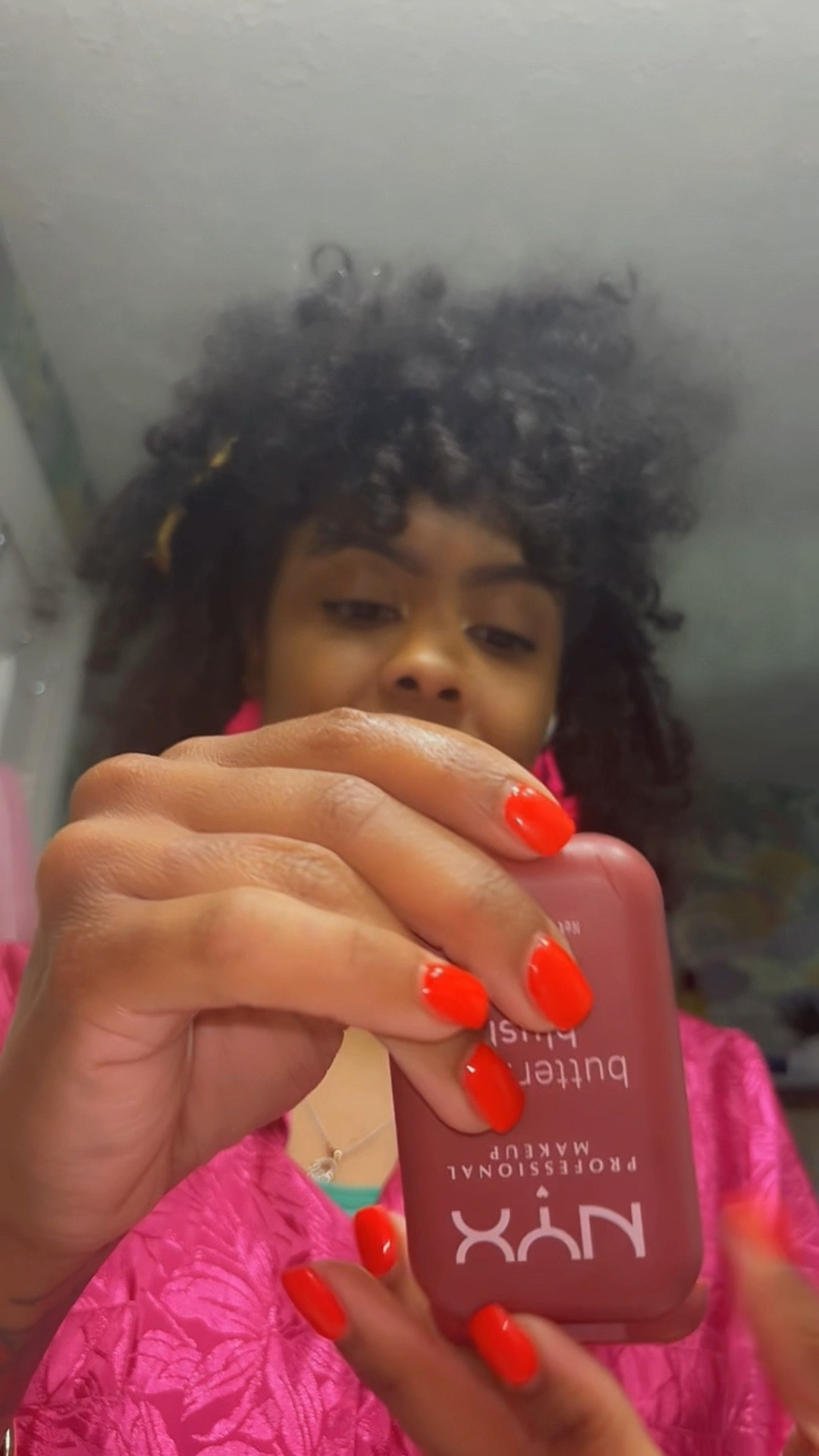  NYX Butter Melt Blush, and I’m obsessed! It’s super pigmented, blends like a dream, and looks amazing on brown and tan skin tones. If you love a natural yet glowy look, this one’s for you. 💕

#NYXButterMeltBlush
#MakeupReview
#BrownSkinBeauty
#GlowyMakeupLook
#NYXCosmetics 

#LTKStyleTip #LTKBeauty