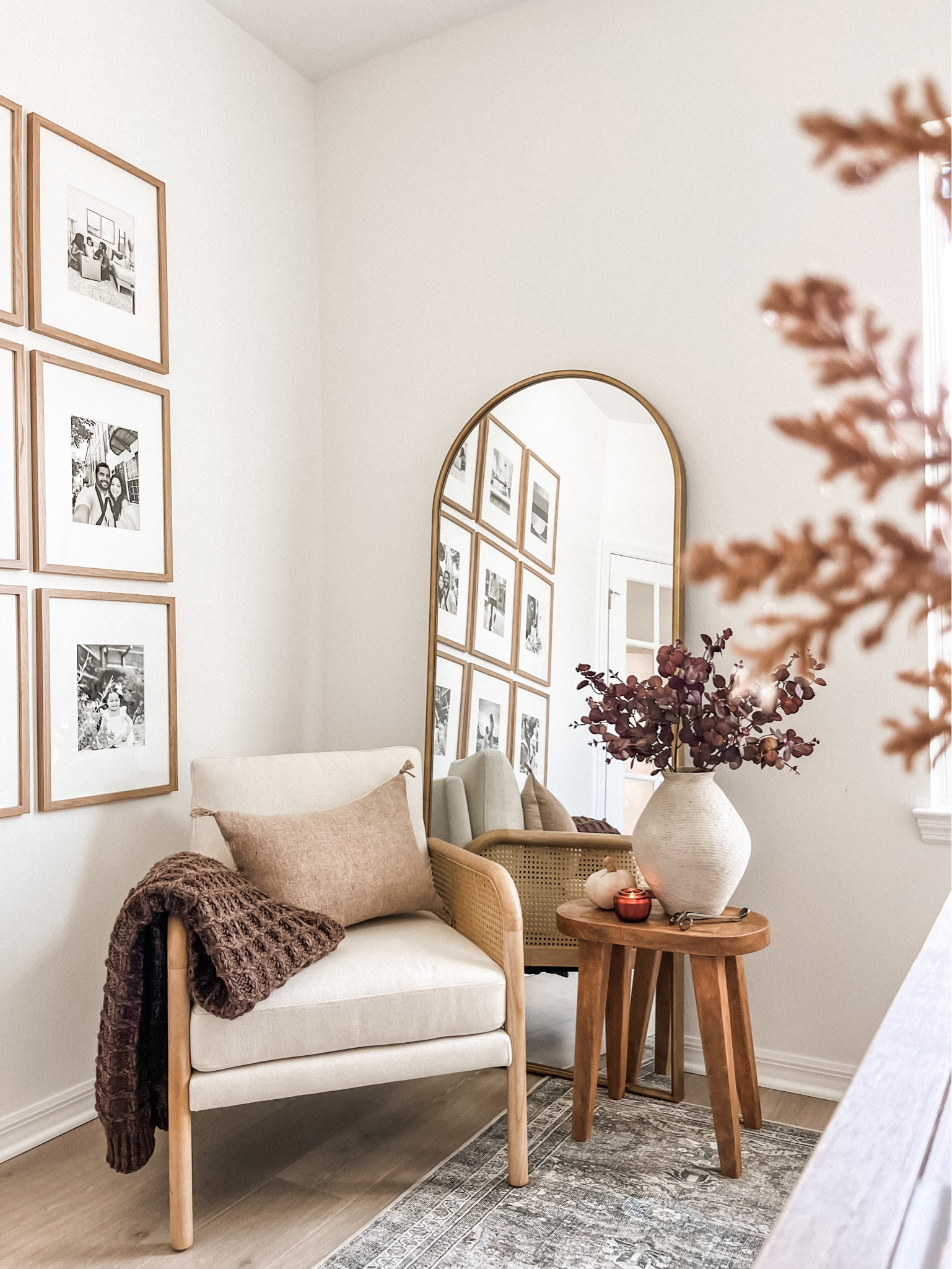 A cozy home office moment 🍂

I originally purchased this accent chair for a little reading corner in Mila’s bedroom but was curious to try it here for fun. I’m still on hunt for a new chair for this corner but I’m loving this cozy view. 😊

#LTKSeasonal #LTKhome
