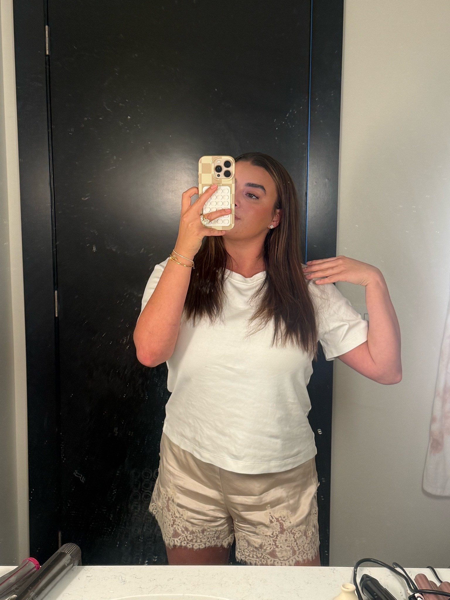 Dirty mirror but love this easy everyday fit