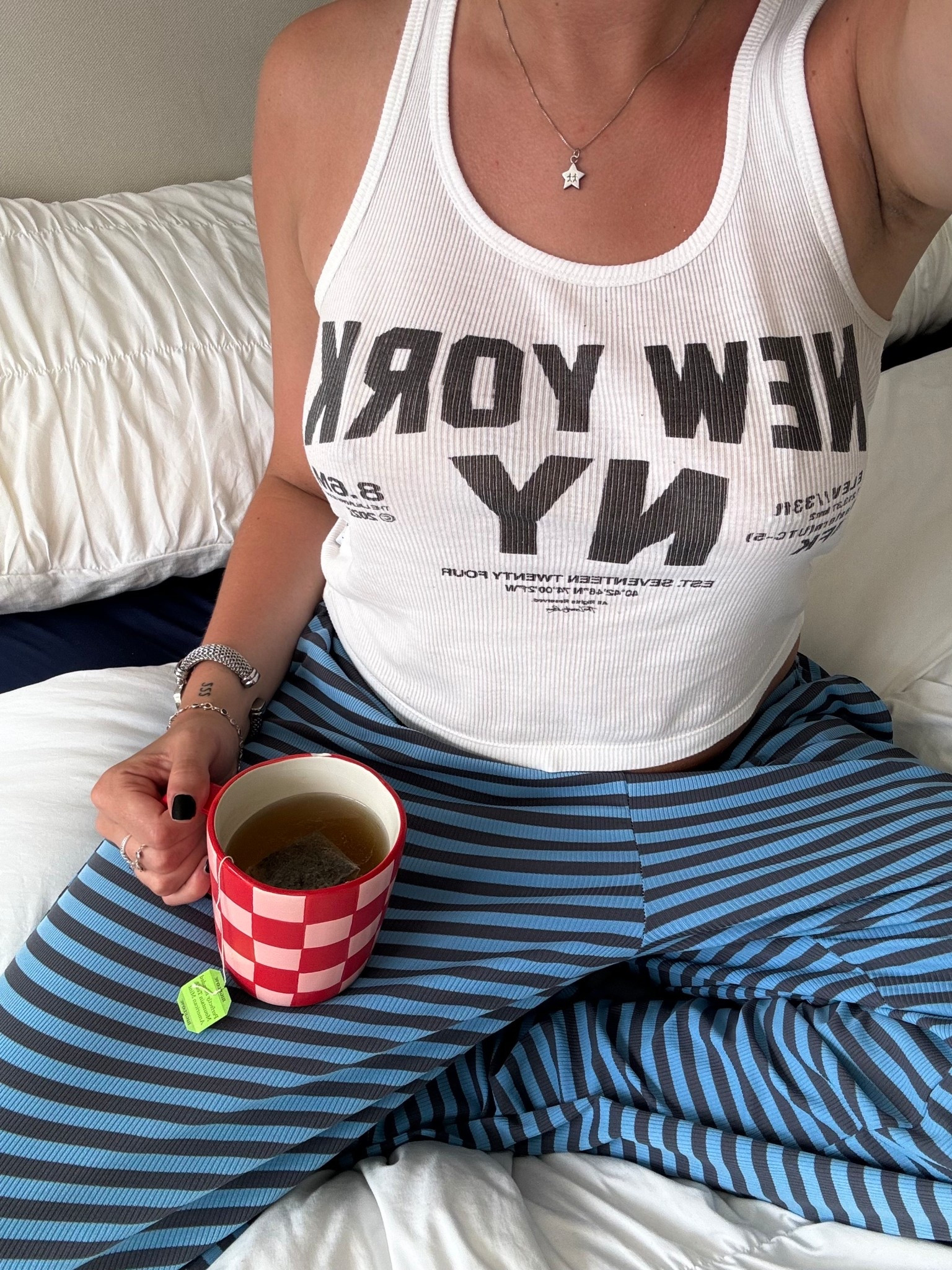 comfy cozy 🌟

#LTKSeasonal #LTKFindsUnder100 #LTKFindsUnder50