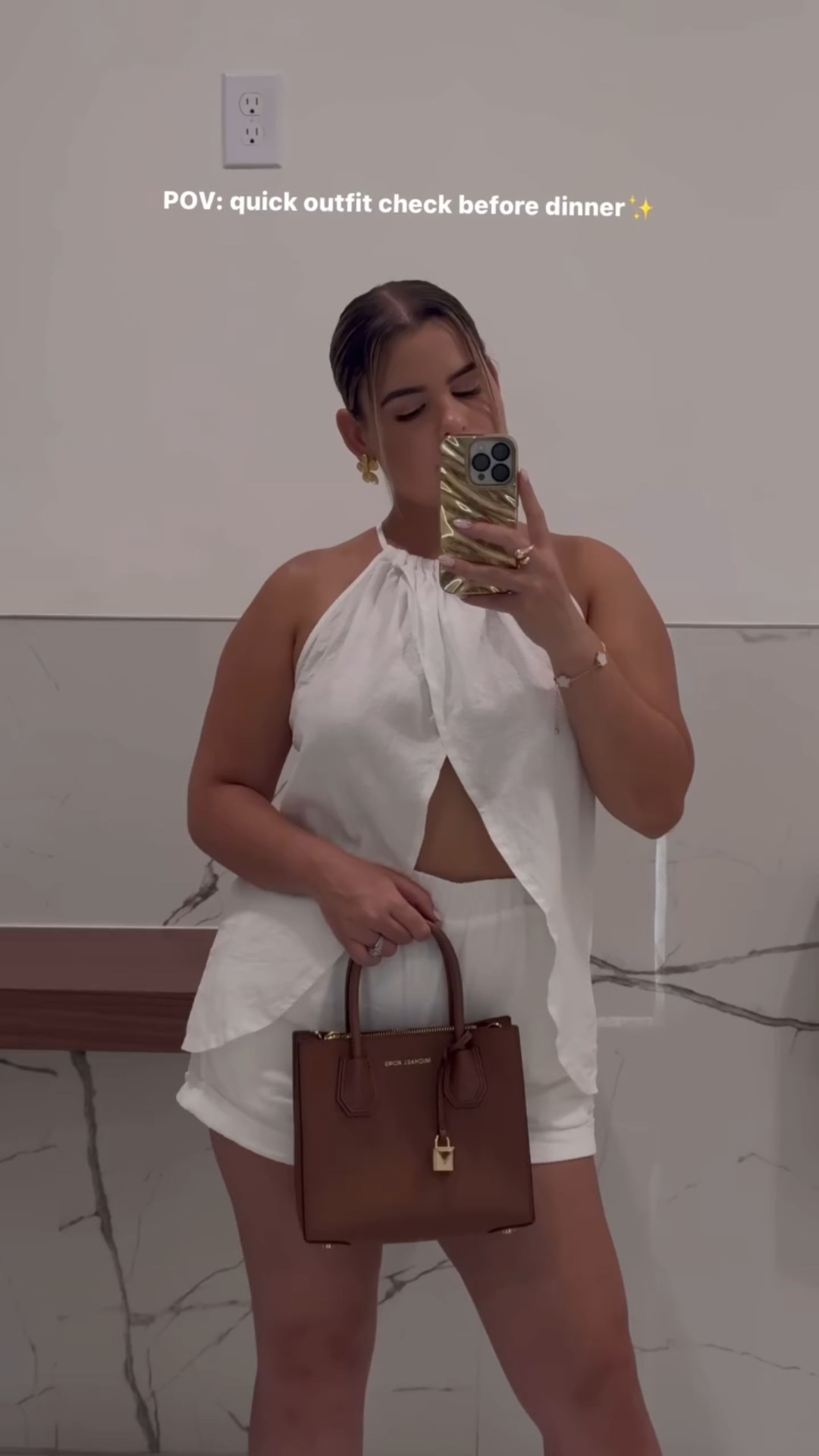 POV: quick outfit check before dinner ✨
.
.
.
#outfitcheck #fitcheck #datenightoutfit #ootd #summeroutfits #outfitinspo