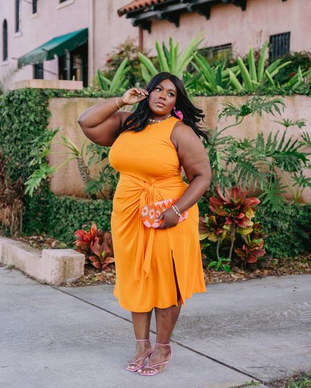 This dress is only $24 and perfect for Spring! Comes in orange, aqua and black. I’m wearing an XXL with shapewear.

Plus Size Fashion, Plus Size Outfits, Plus Size Spring Dresses