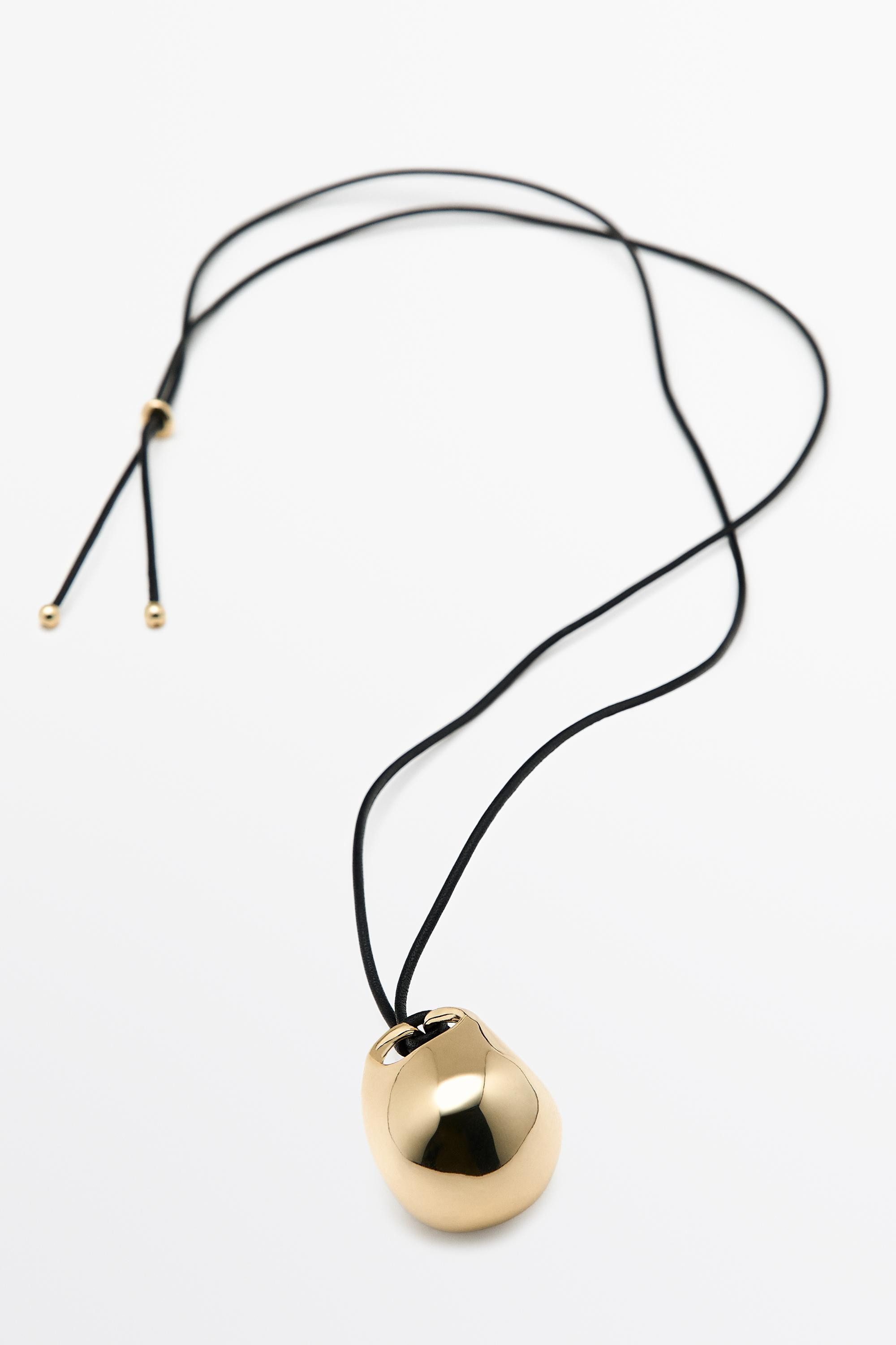 Oval bag pendant necklace | Massimo Dutti US
