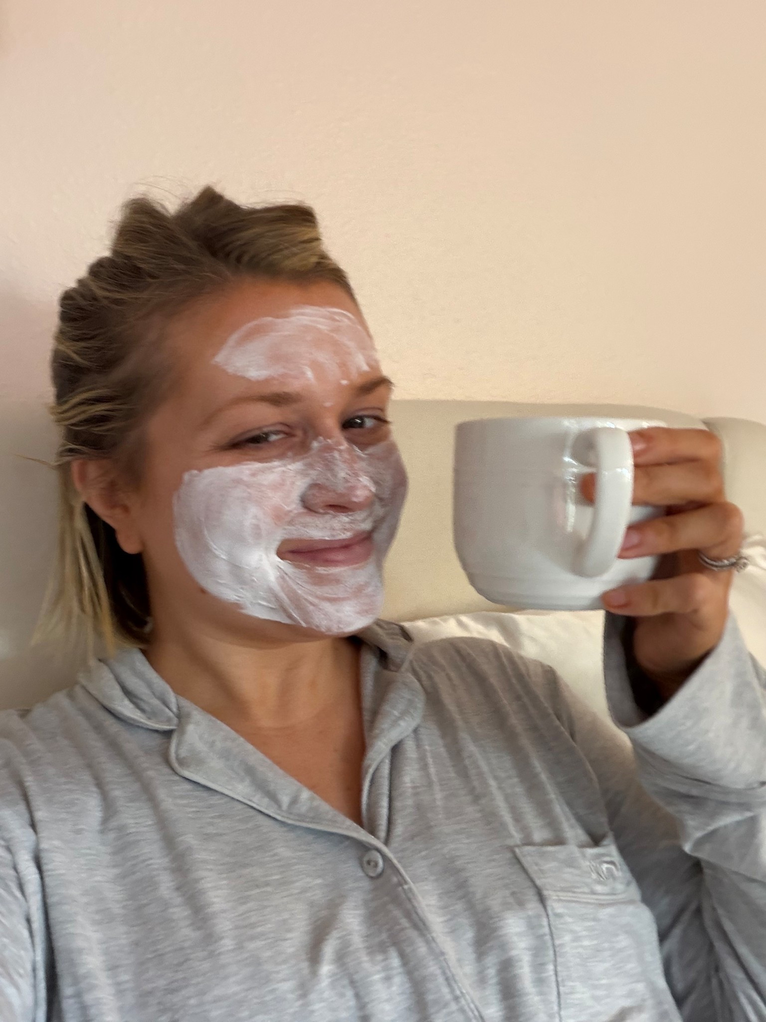 favorite depuffing mask

#LTKBeauty #LTKselfcare #LTKmorningroutine