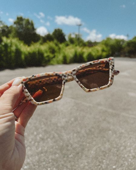 @anthropologie I-SEA rosey polarized sunglasses / sunglasses under $60 / multi-color sunglasses 

#LTKFindsUnder50 #LTKStyleTip #LTKSeasonal