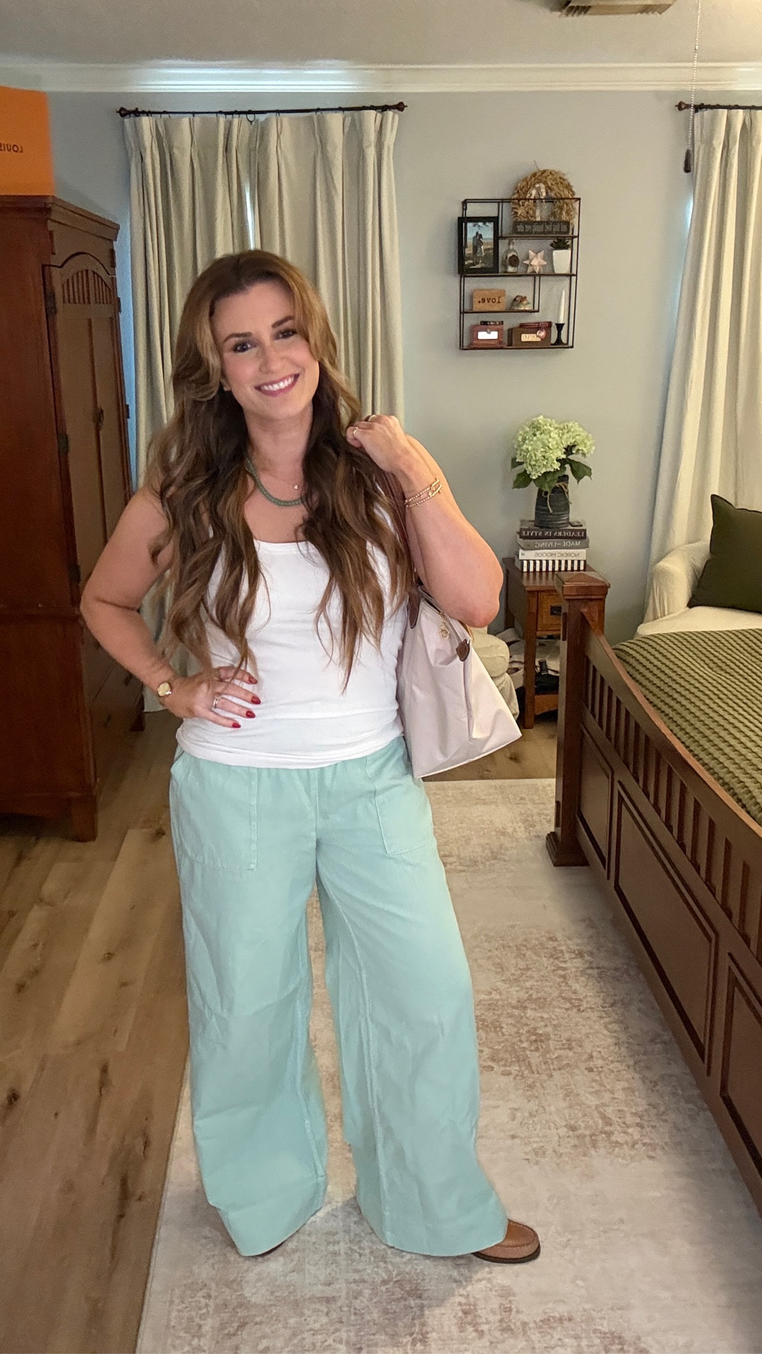 Happy Sunday! Sharing today’s OOTD! These pants are perfect for spring and come in a few other colors. Wearing a size medium in everything! 

#LTKmomlife #LTKMidsize #LTKootd