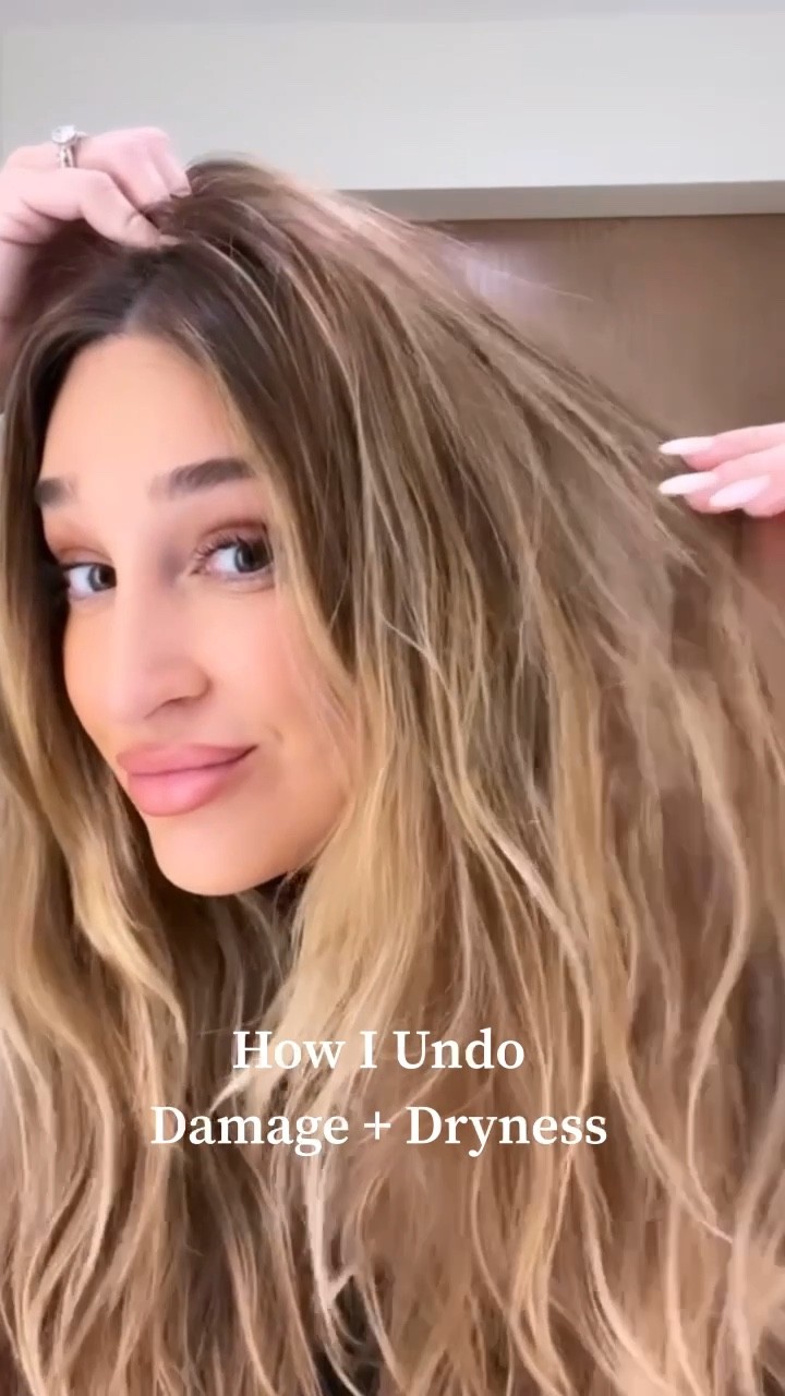 I just got the best treatment on my hair at the @ultabeauty salon! I booked myself the Olaplex “Repair + Protect” Treatment which literally presses the “un do” button on my damaged hair. Olaplex works at a molecular level to reverse broken bonds. It also helps strengthen strands, restores elasticity, and prevents color fading. I actually cannot believe how soft and healthy my hair feels after. I noticed a HUGE difference! I also booked myself a post treatment blowout and I am obsessed! The best part is that all of the salon services are super affordable. Click the link below to book an appointment and see all the services the salons offer! 
#ultabeauty #salonatultabeauty #olaplex #ad 