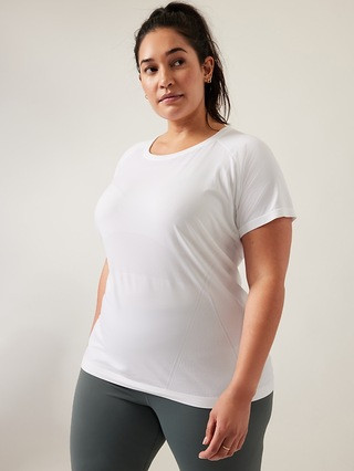 Momentum Seamless Tee | Athleta
