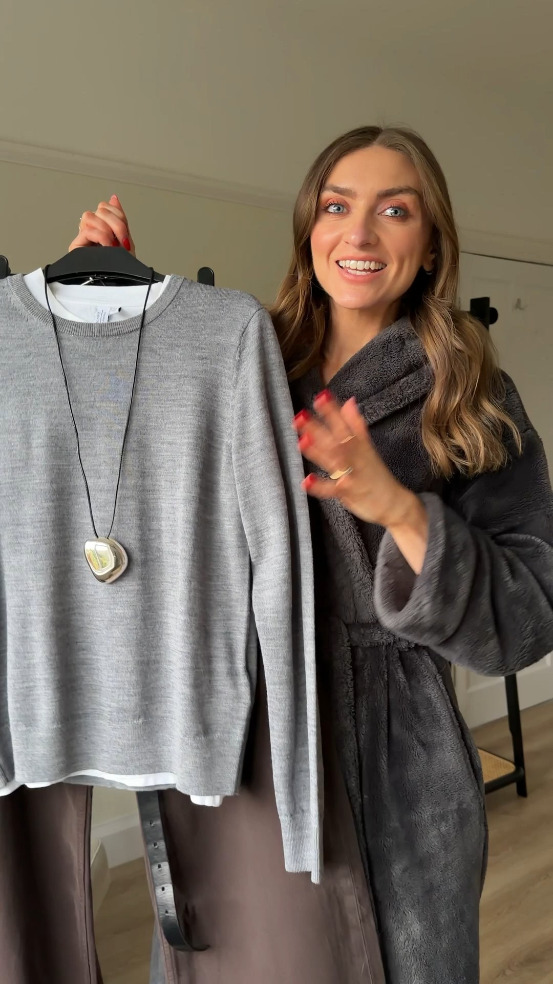 & other stories crew neck white t-shirt - size small
True to size

Uniqlo thermal leggings

Abercrombie wide leg jeans in brown. W25 Regular length
I’m 5ft 6

Uniqlo 100% Merino Crew Neck Jumper - size small
True to size

Black leather belt silver buckle - exact is older Isabel Marant so I’ve linked similar

Older River Island silver earrings sos similar styles linked

& Other Stories ASYMMETRIC WOOL JACKET - size small
Exact & similar linked 

Adidas Japan snakeskin trainers

Bag is older Ganni, it’s the ‘mini knot bag’ not available anymore
Similar-ish linked 

