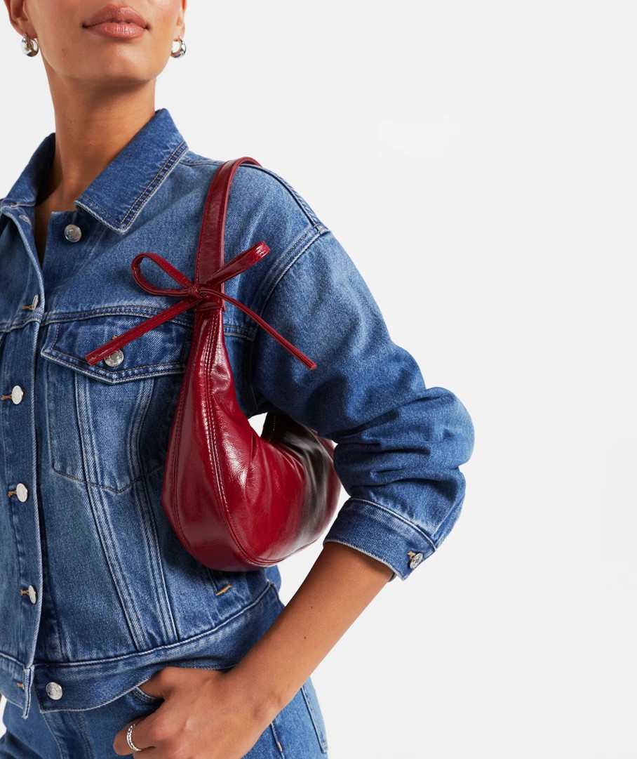 MAGGIE BOW SHOULDER BAG | Sportsgirl