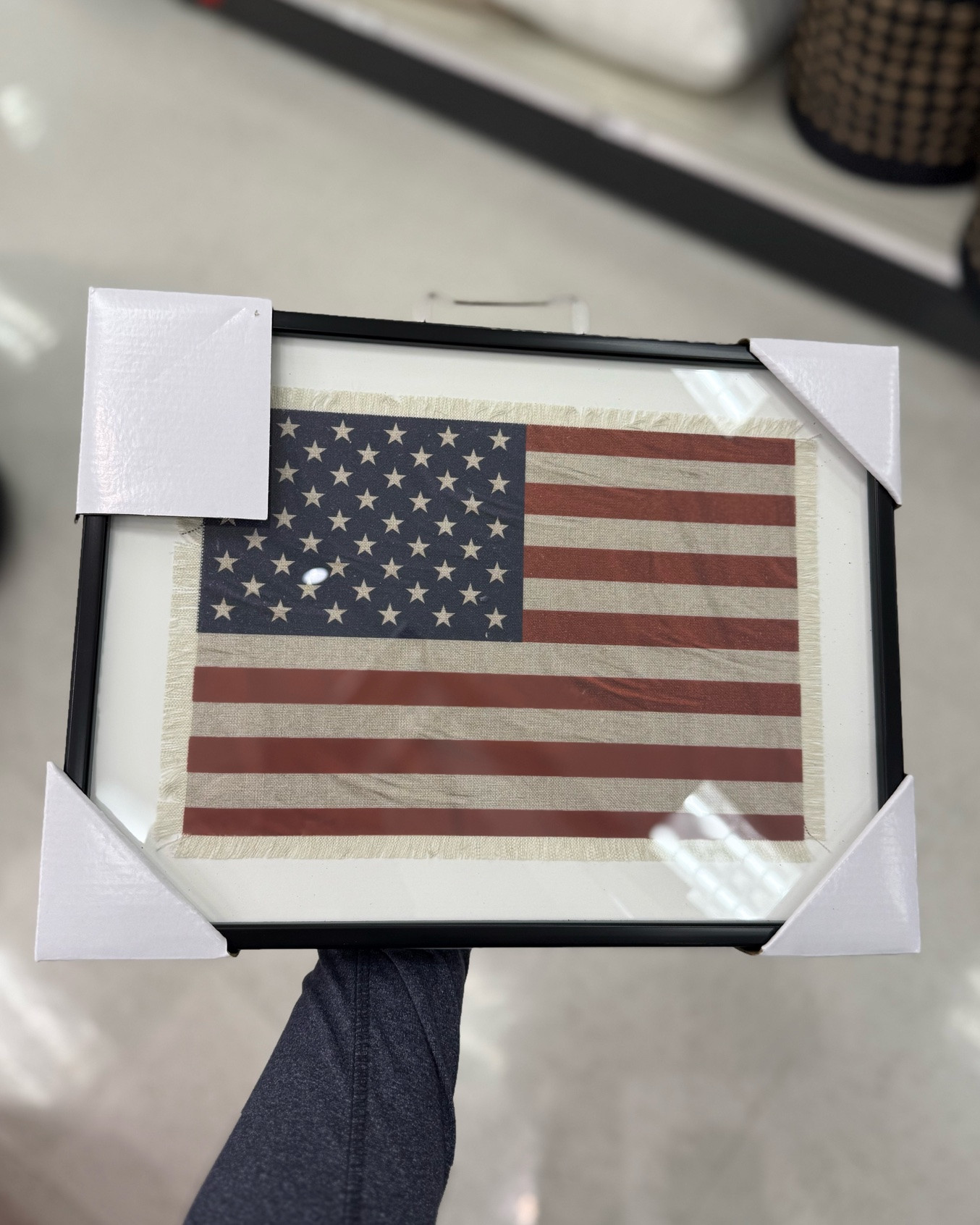 Fourth of July home decor 🇺🇸 





Americana
Independence Day
Red white and blue home decor
American flag
Mantle decor
Seasonal decor

#LTKSeasonal