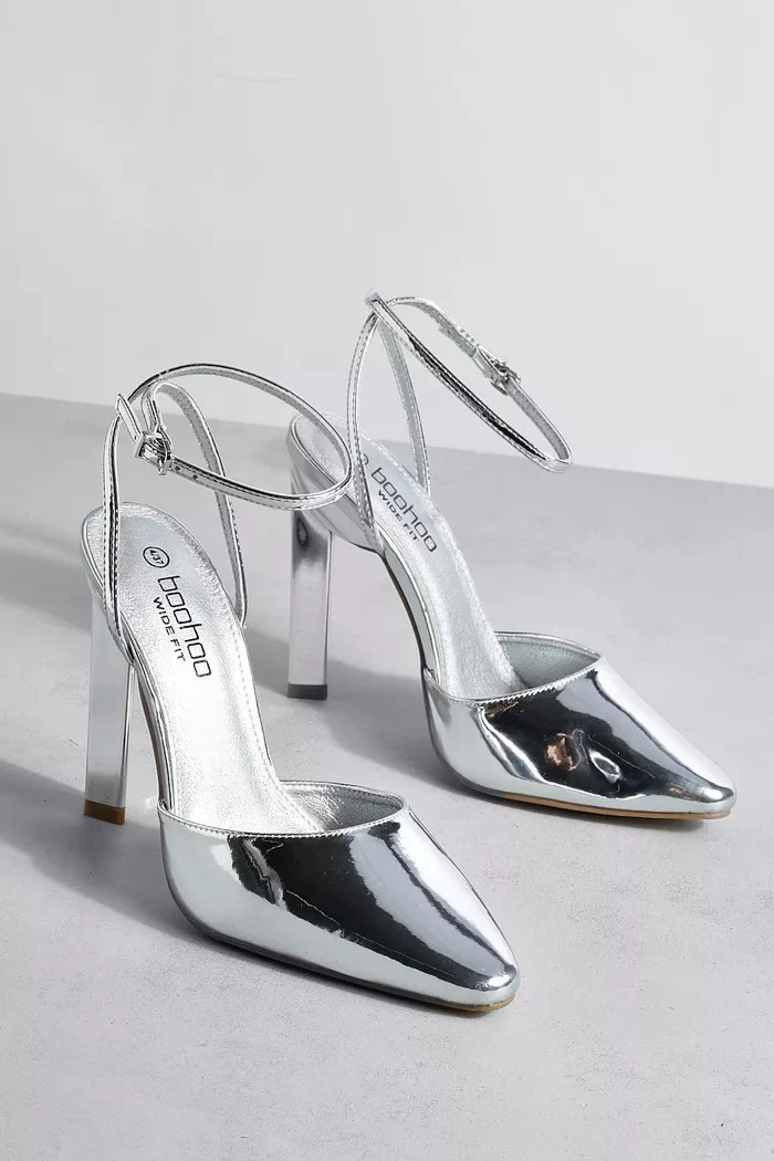 Wide Fit 2 Part Courts | Boohoo.com (UK & IE)