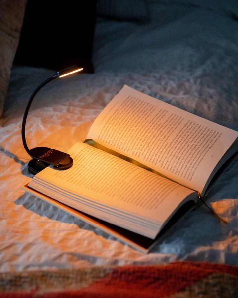 Hooga Book Light | Christy Dawn