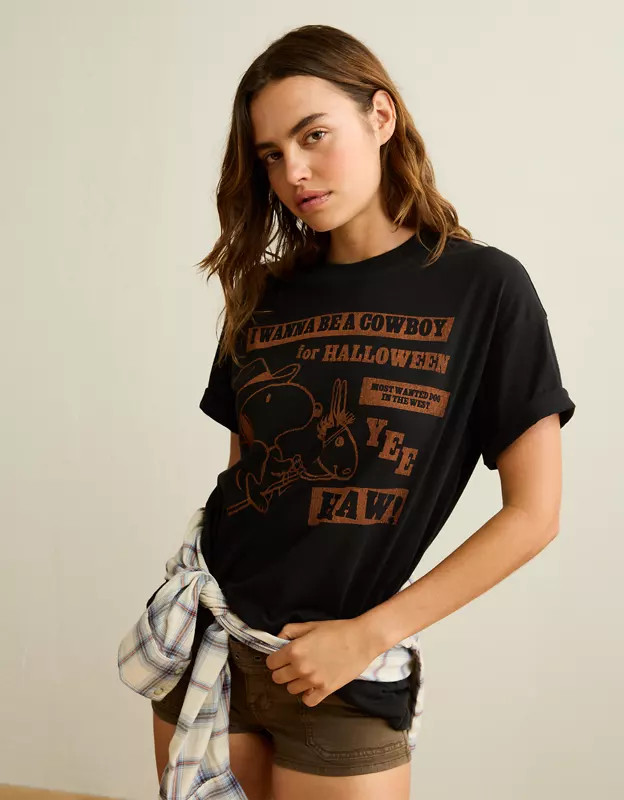 AE Oversized Peanuts Halloween Graphic T-Shirt | American Eagle Outfitters (US & CA)