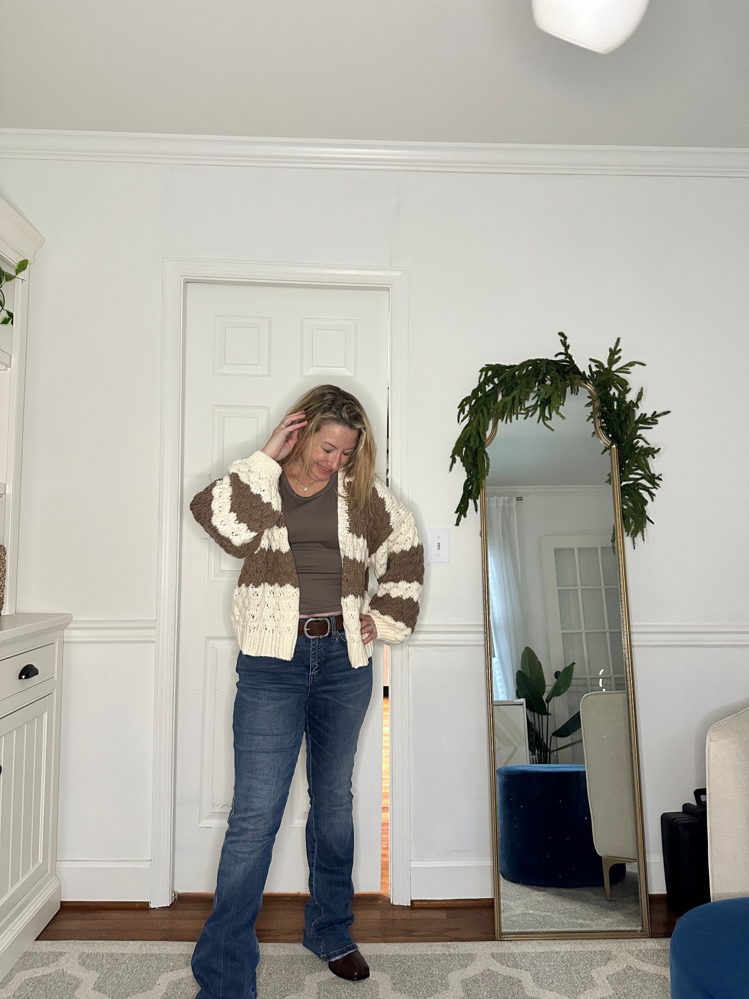 My outfit for today
Striped cardigan in chocolate brown and cream, paired it with my high neck tanks I’ve been wearing nonstop from Amazon. High waisted bootcut jeans and a brown block heel boot to match the brown.
Vici code trilbysave35
@vici

#LTKmomlife #LTKSeasonal #LTKootd