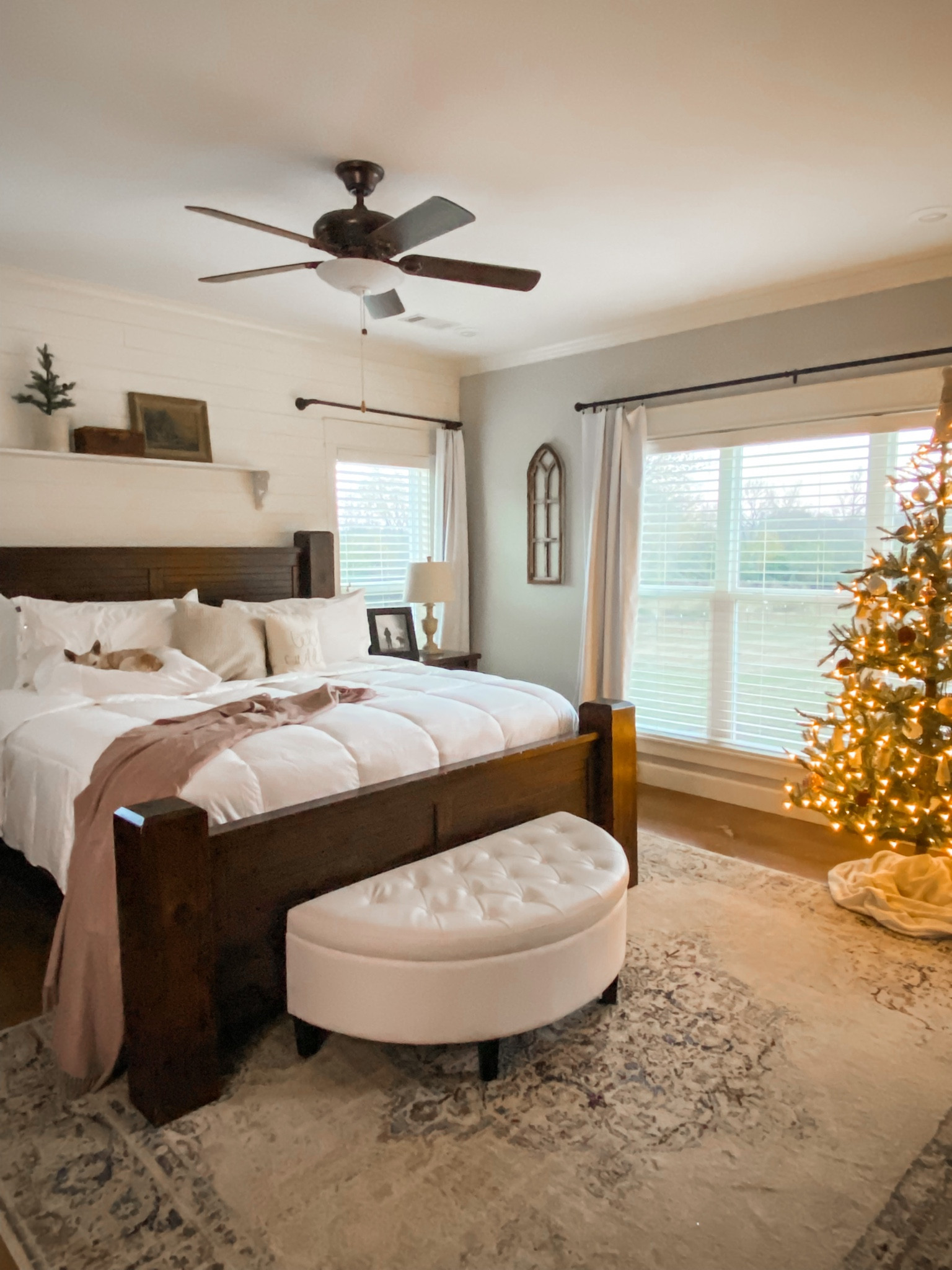 Finally found the motivation to put one of my trees up! 

#LTKhome #LTKHoliday #LTKSeasonal