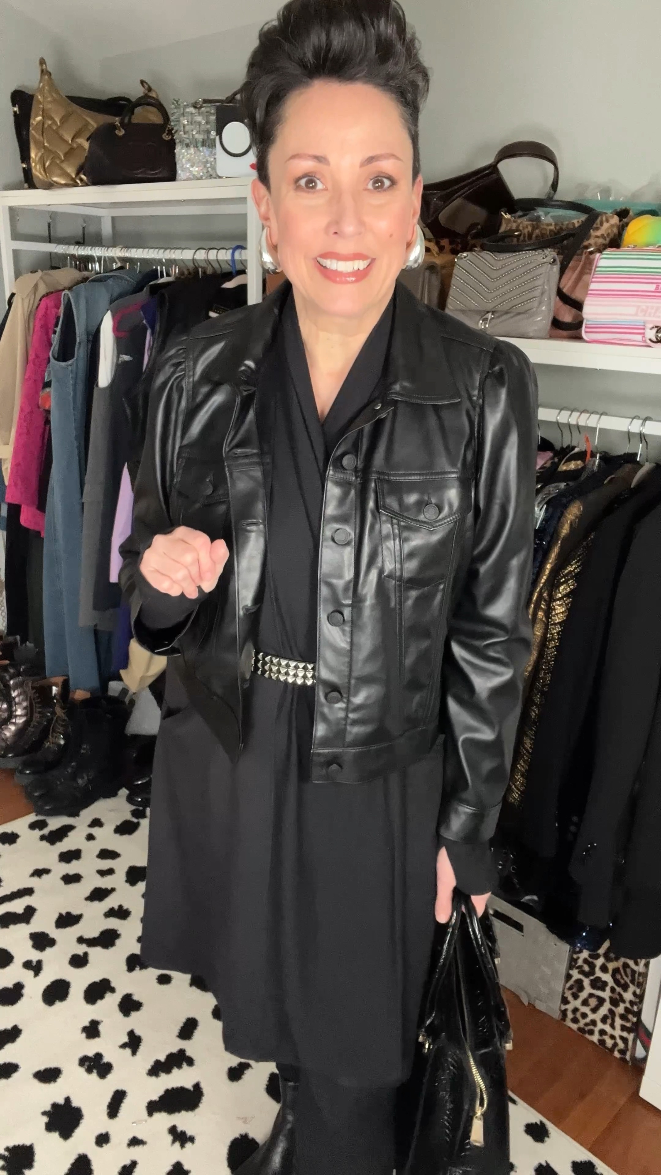 Elevated Athleisure Style Up Series: part 2!

Continuing this week’s Sunday Style Up theme, here’s another way to level up the same pair of joggers! 

Today’s look is “from Pilates to Prosecco“— with the same joggers and a long line sports bra, I’ve added my favorite wrap, cinched it with a studded belt, added a black ankle boot and a faux leather jacket, popped on a chunky earring—and ditched the gym bag for a statement bag.

And with just a few pieces… a look that can go from the gym to cocktails in five minutes!



👉🏻 be sure to check out Sunday’s post for a different style up of these joggers… And check back for more elevated athleisure posts throughout the week!


#LTKover40 #LTKmidsize #LTKstyletip