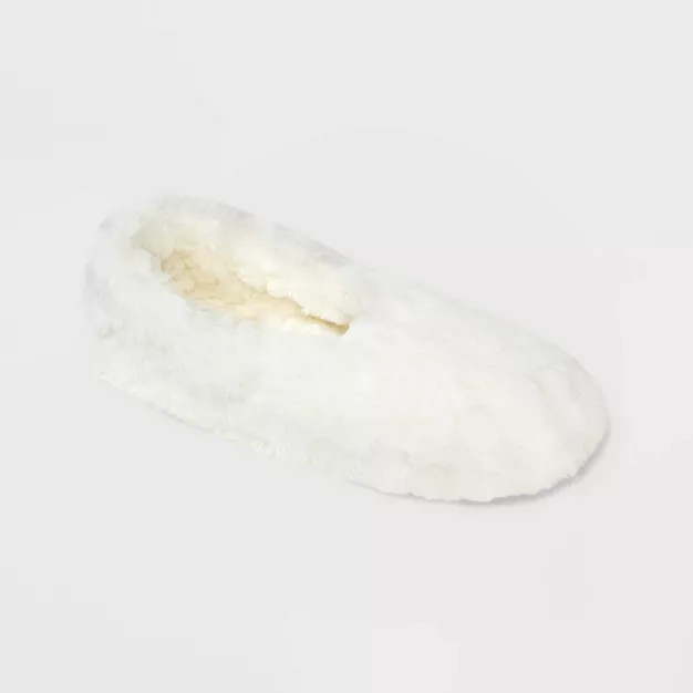Women's Faux Fur Cozy Pull-On Slipper Socks | Target