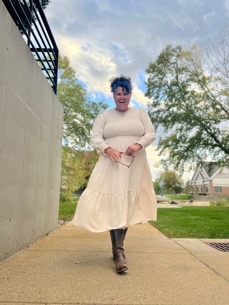 In my urban cowgirl era.

Long sleeve flowy smocked top midi dress + Frye boots = Fall outfit. 

DISCLOSURE: this dress was gifted.