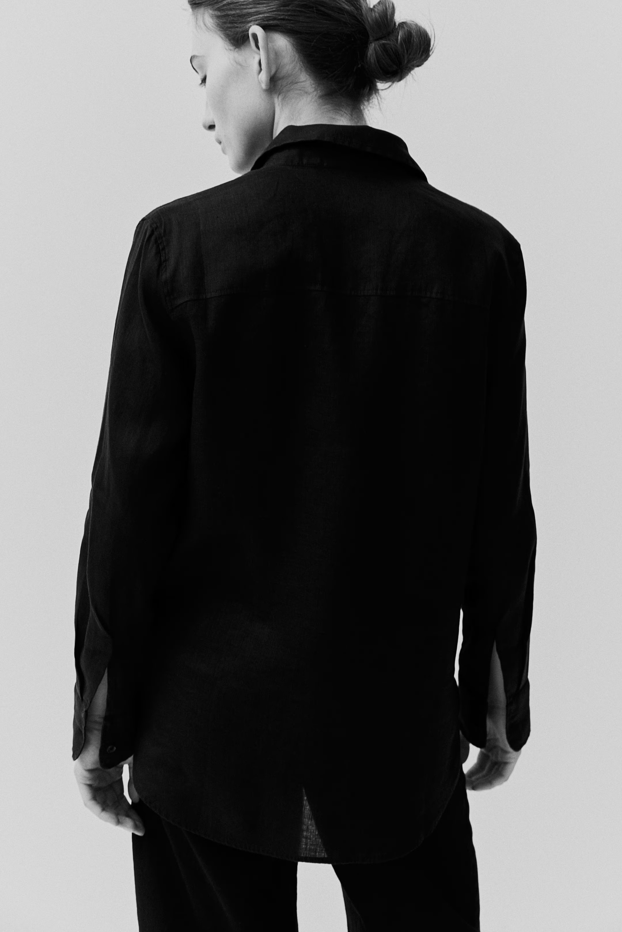 Linen shirt | H&M (UK, MY, IN, SG, PH, TW, HK)