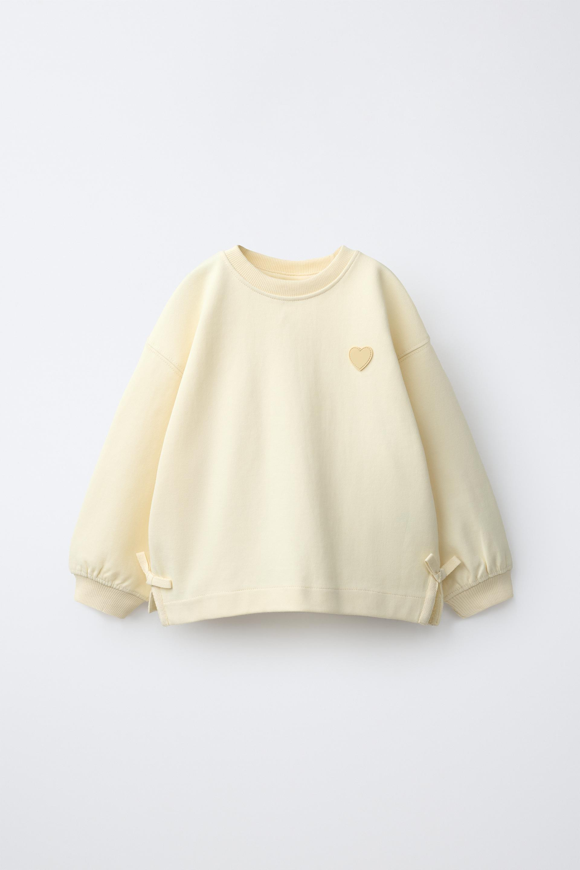 Zara - Interlock Bow And Heart Sweatshirt - Butter - 3 Years (38,6 Inches) - Kids | Zara US