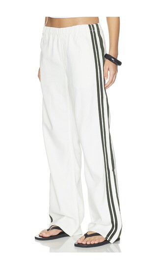 Rag & Bone Featherweight Logan Pull On Track in Black & White. - size S | Revolve Clothing (Global)