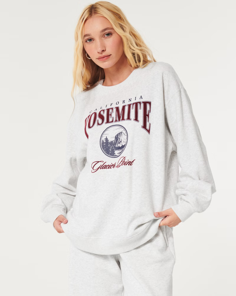 Oversized Yosemite Graphic Crew Sweatshirt | Hollister (US)