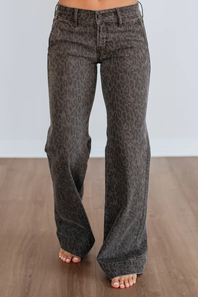 Happi Hidden Jeans - Dark Cheetah | Wild Oak Boutique