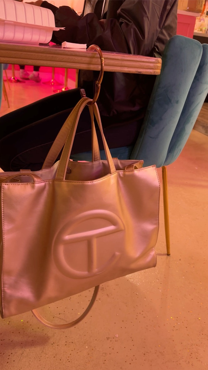 Telfar bags on Amazon now! | summer purses 

 #LTKMothersDay #LTKootd #LTKBeauty