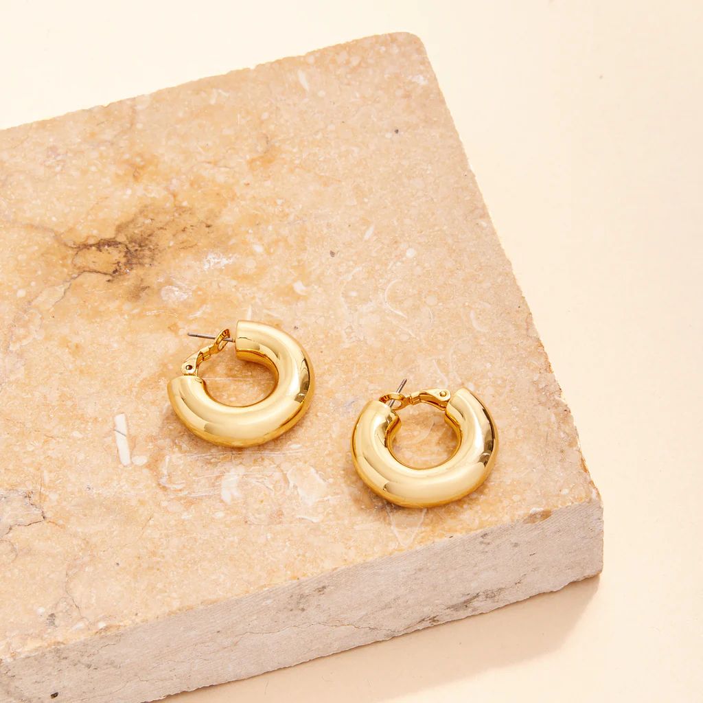 Emma Hoop Earrings Gold | Mignonne Gavigan
