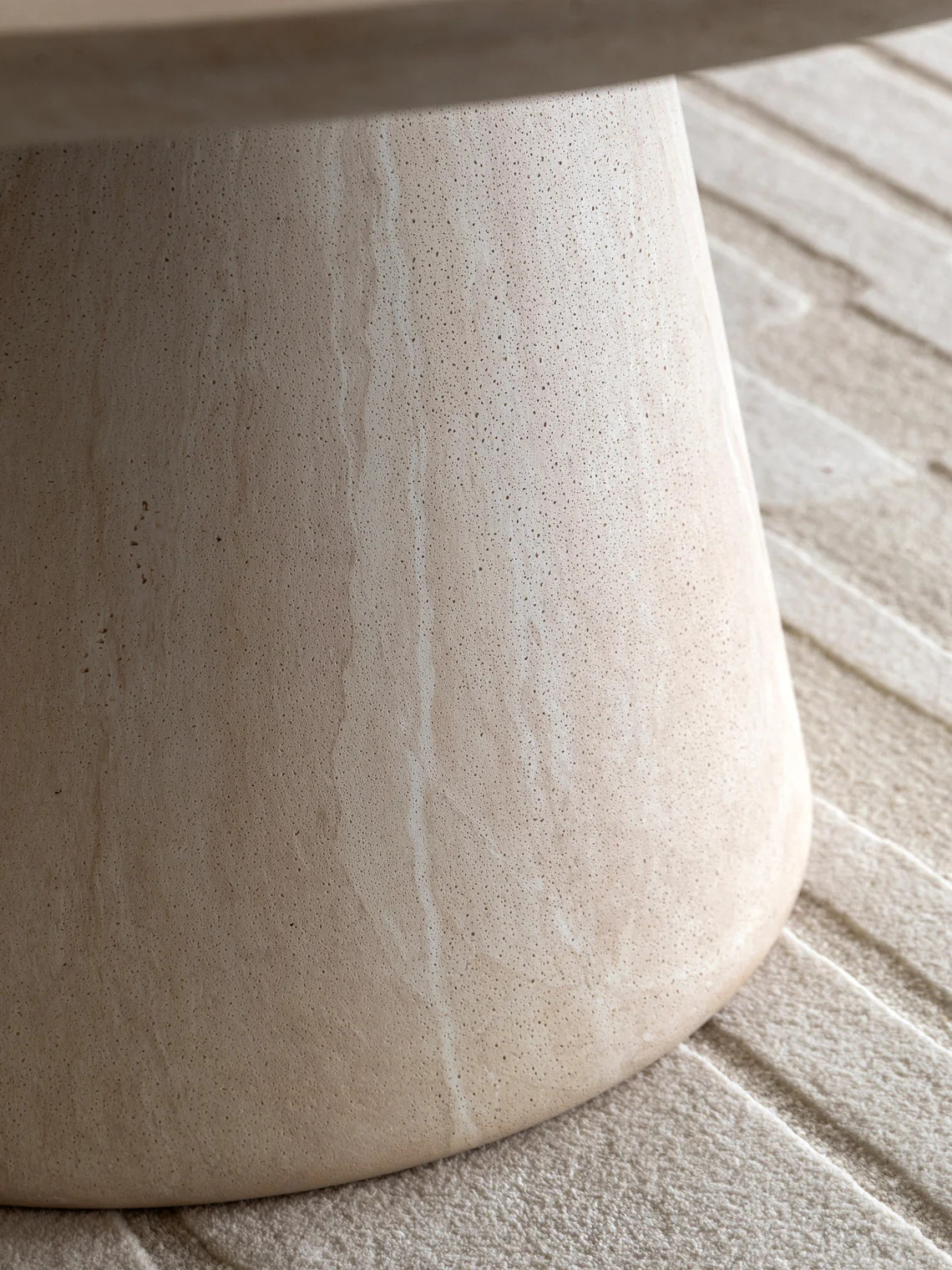 Runder Esstisch Pedra, Ø 152 cm | Westwing | Westwing EU