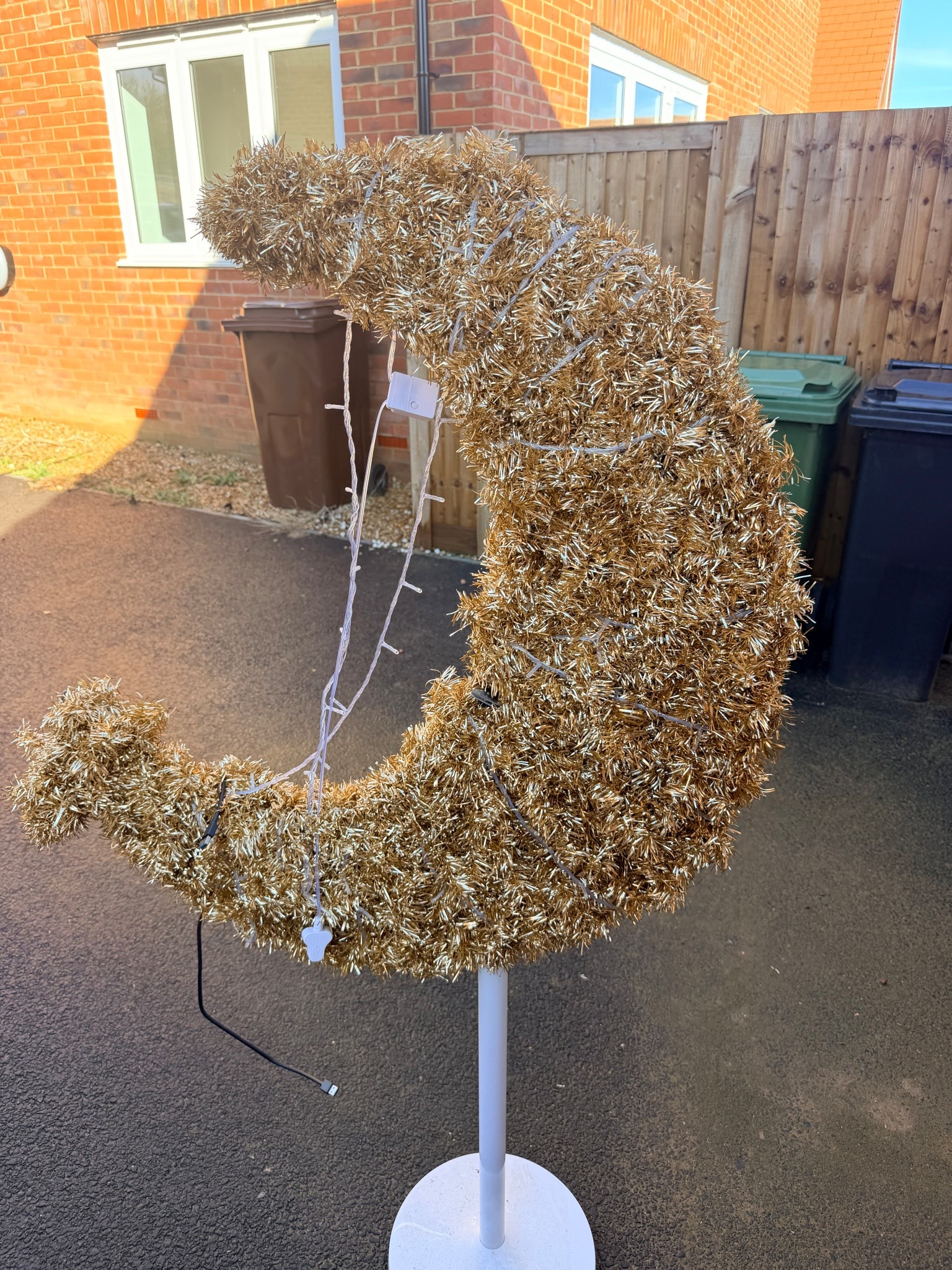 Ramadan moon light tree 