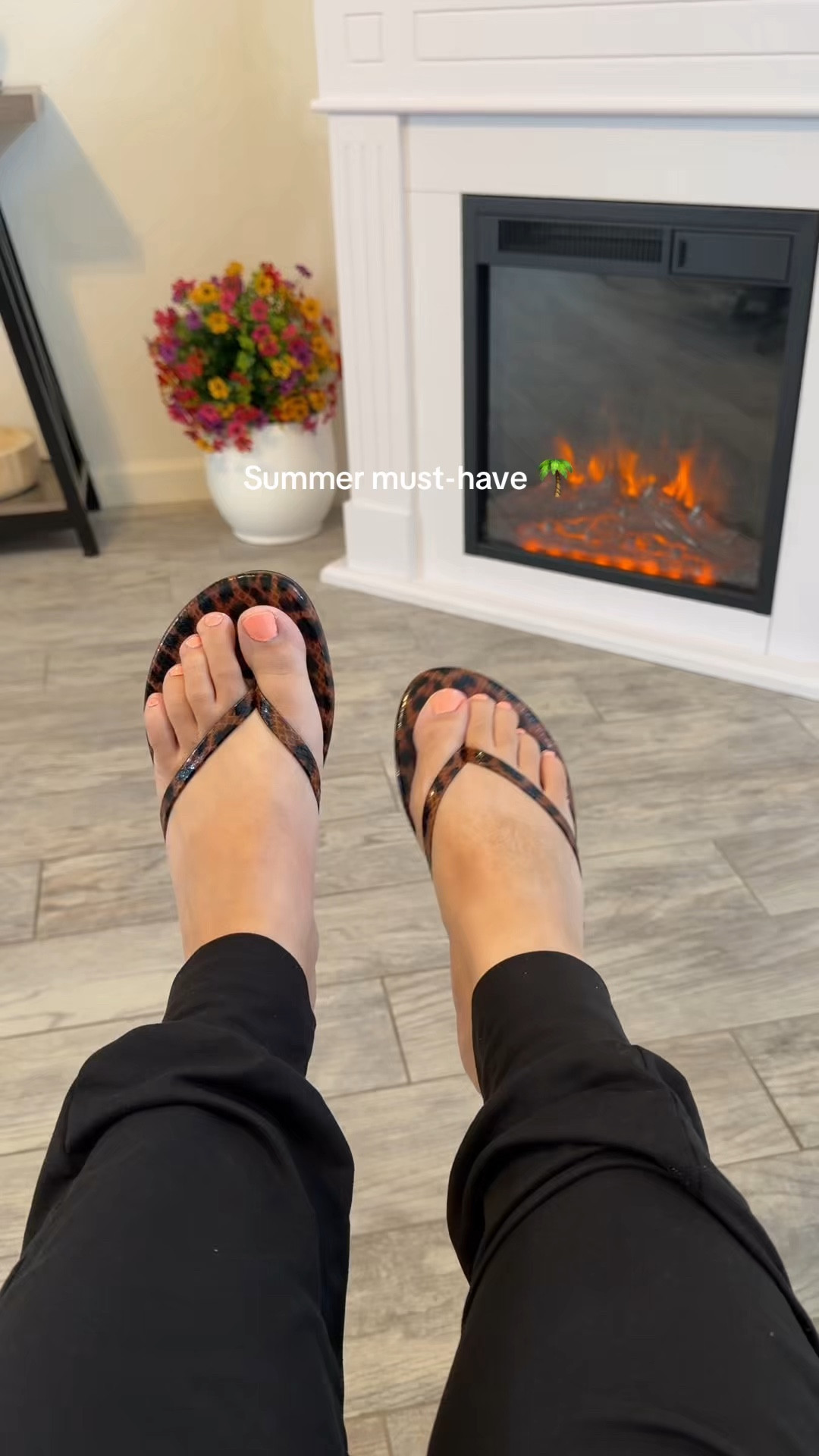 These flip flops are perfect going into Spring and Summer

#LTKootd #LTKgrwm #LTKmomlife