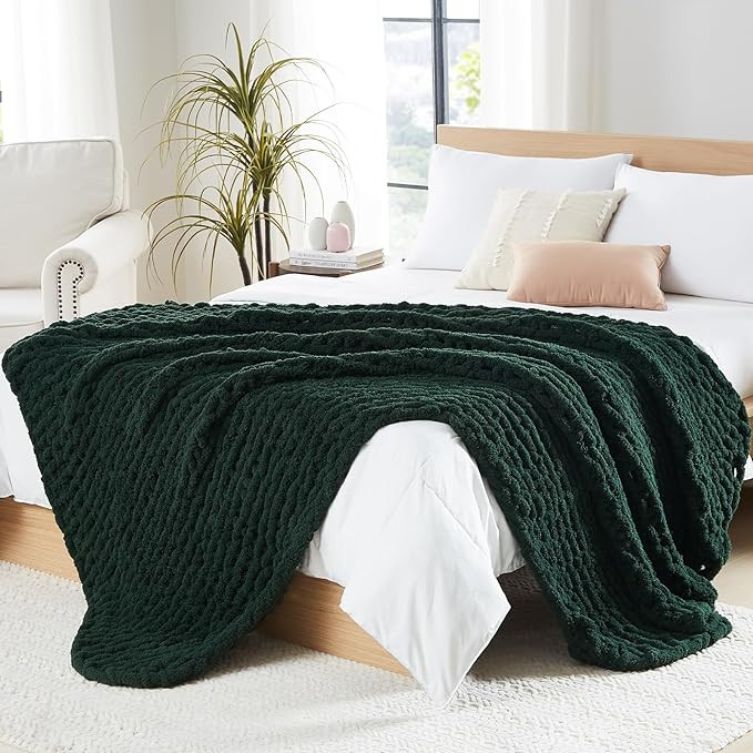 L'AGRATY Chunky Knit Throw Blanket for Couch, 50 x 60 Inches, Olive Green | Amazon (US)
