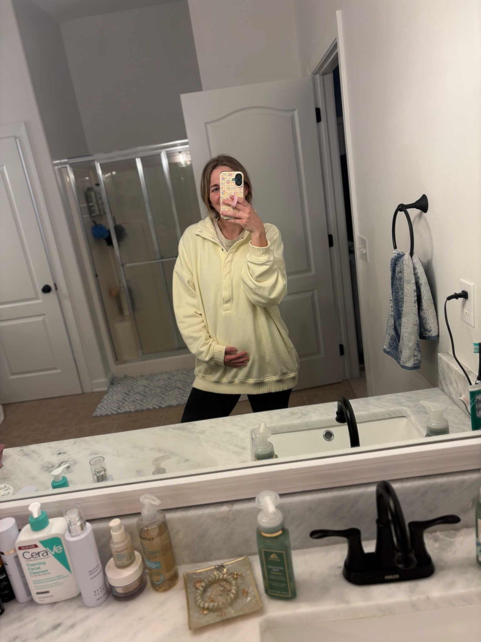 Brb running to buy in every color! The perfect oversized pullover @Aerie 

#LTKmomlife #LTKSaleAlert #LTKActive