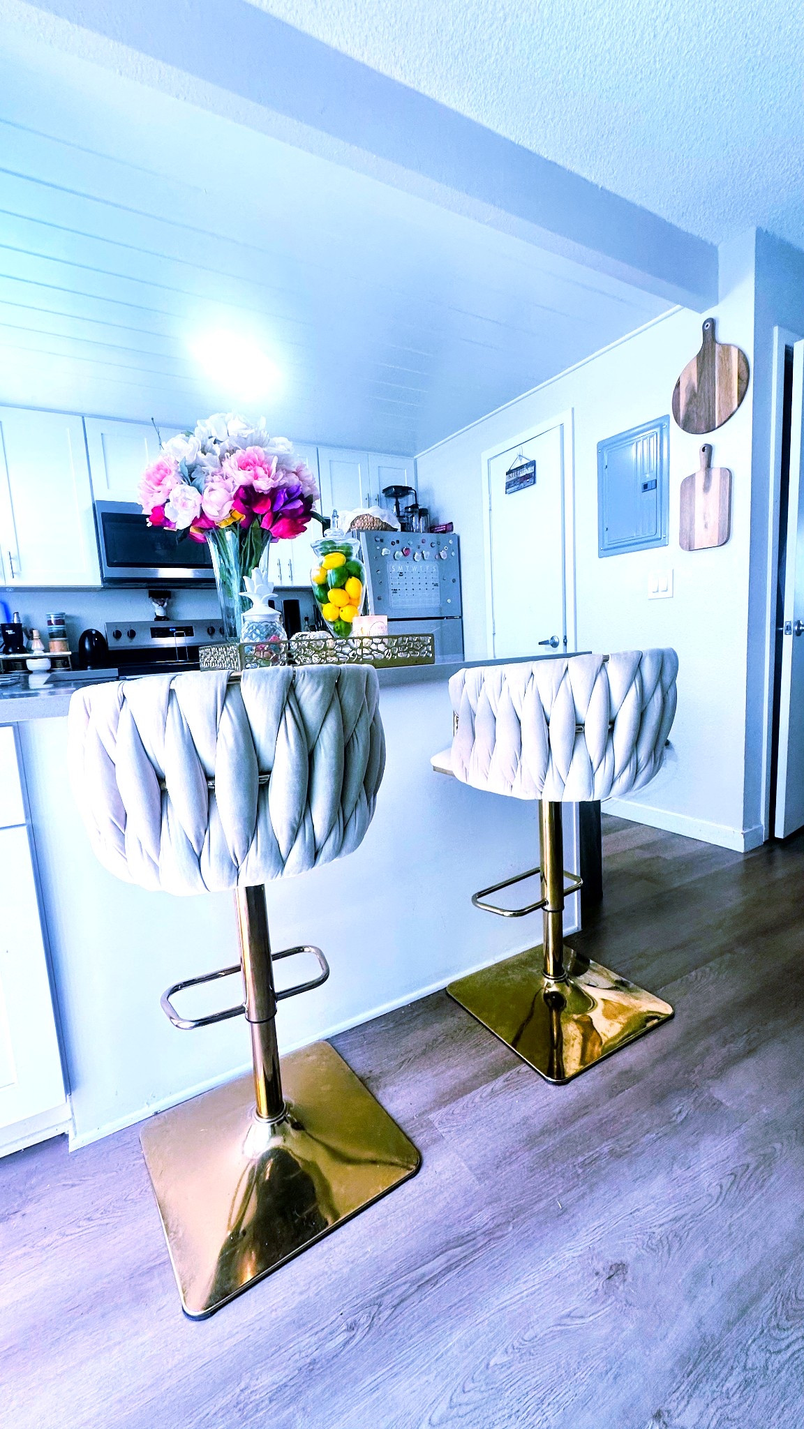 Shop my bar stools and more!#homedecor #kitchen #furniture #accentpieces

#LTKHome #LTKStyleTip #LTKSaleAlert