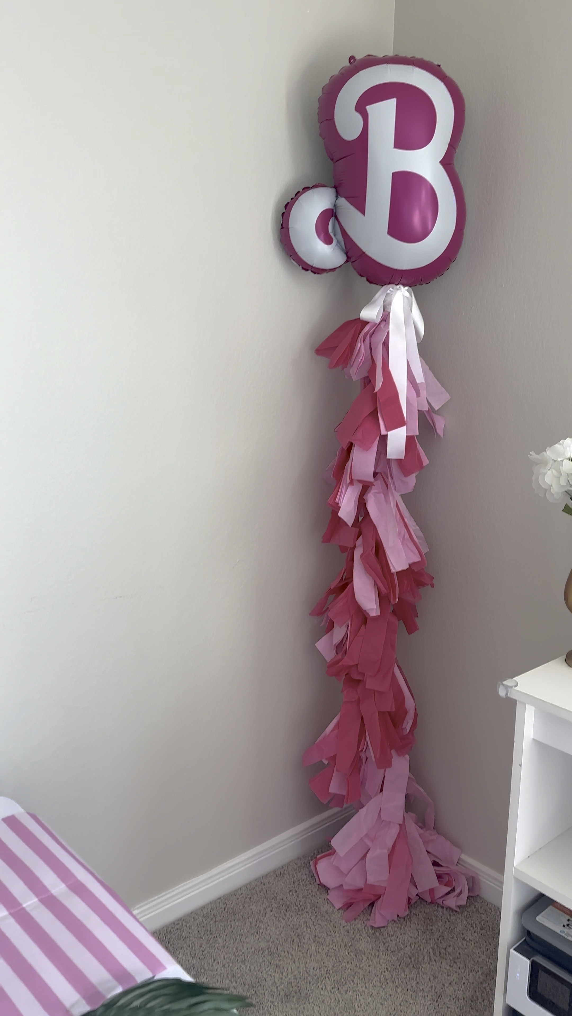 DIY Standing Balloon with Tassel! 

This Balloon & Tassel setup is super easy and inexpensive. Easy for party setups if you need something quick and not able to go all out. 

All you need is your balloon of choice, tissue paper and lamp stand. 
SN: I used air instead of helium, you could easy use helium and tie the balloon to the stand. 

#diyparty #diyballoons #balloontassel 

#LTKParties #LTKKids #LTKFamily