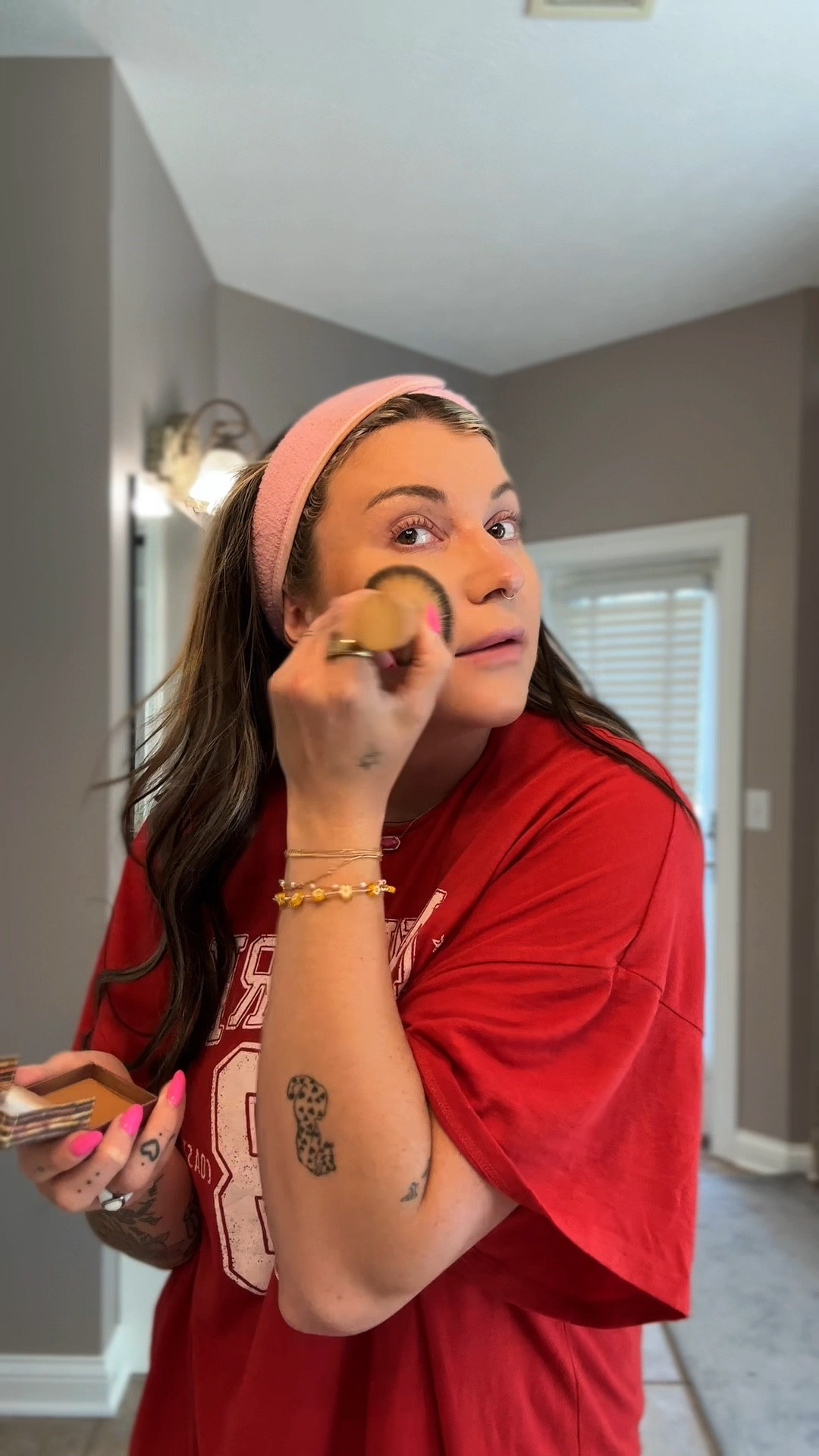 0 TO MILF IN <10 MINUTES. 

this is my makeup routine I’ve used now for probably over a year consistently - it’s nice to have a routine that just works for me.

•Grande Cosmetics - DESB for 15% off
•Tula code DESB for 15% off
#tulapartner

#LTKFamily #LTKBeauty #LTKStyleTip