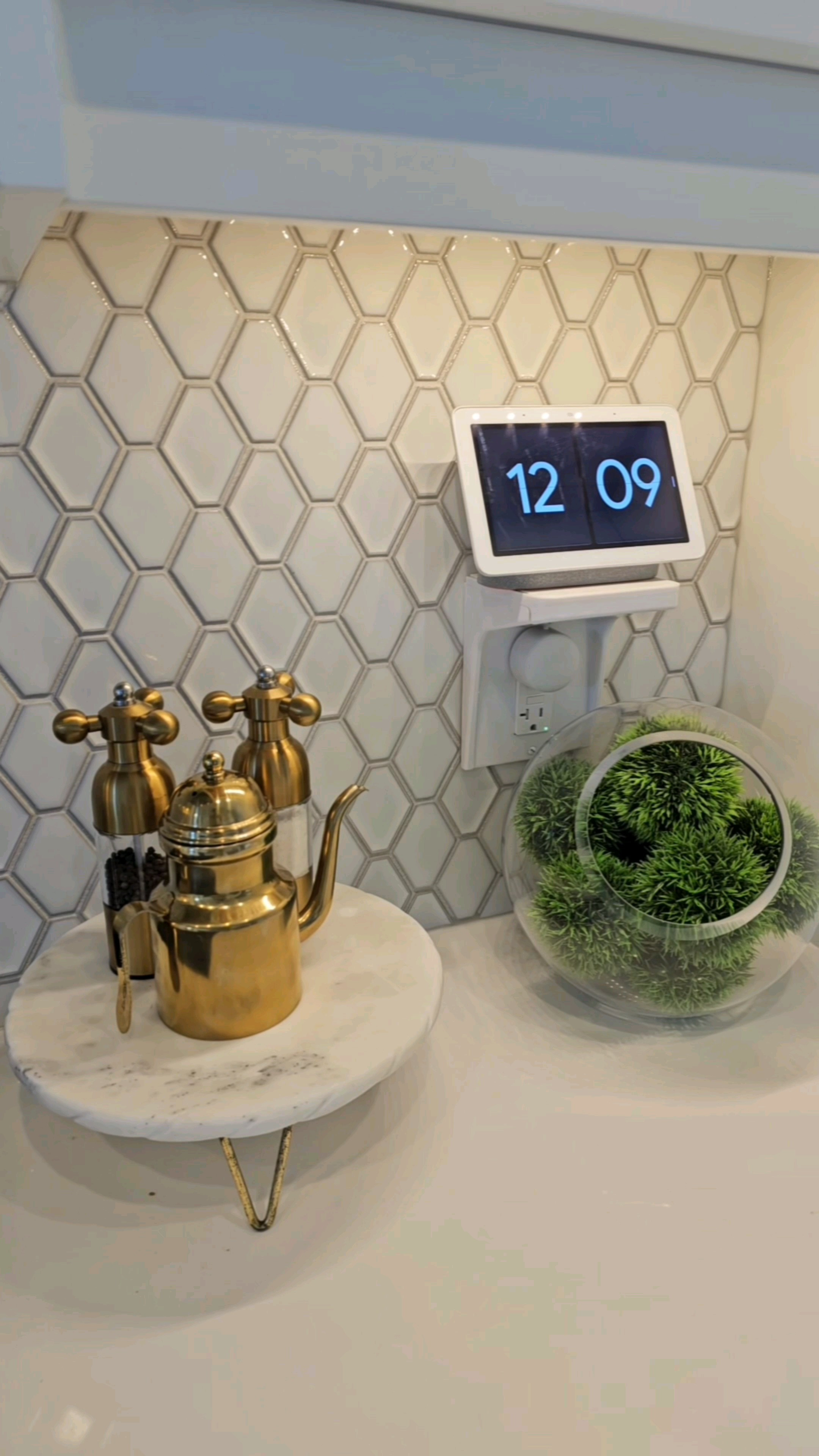 Socket shelf! 

#LTKSeasonal #LTKHome #LTKStyleTip